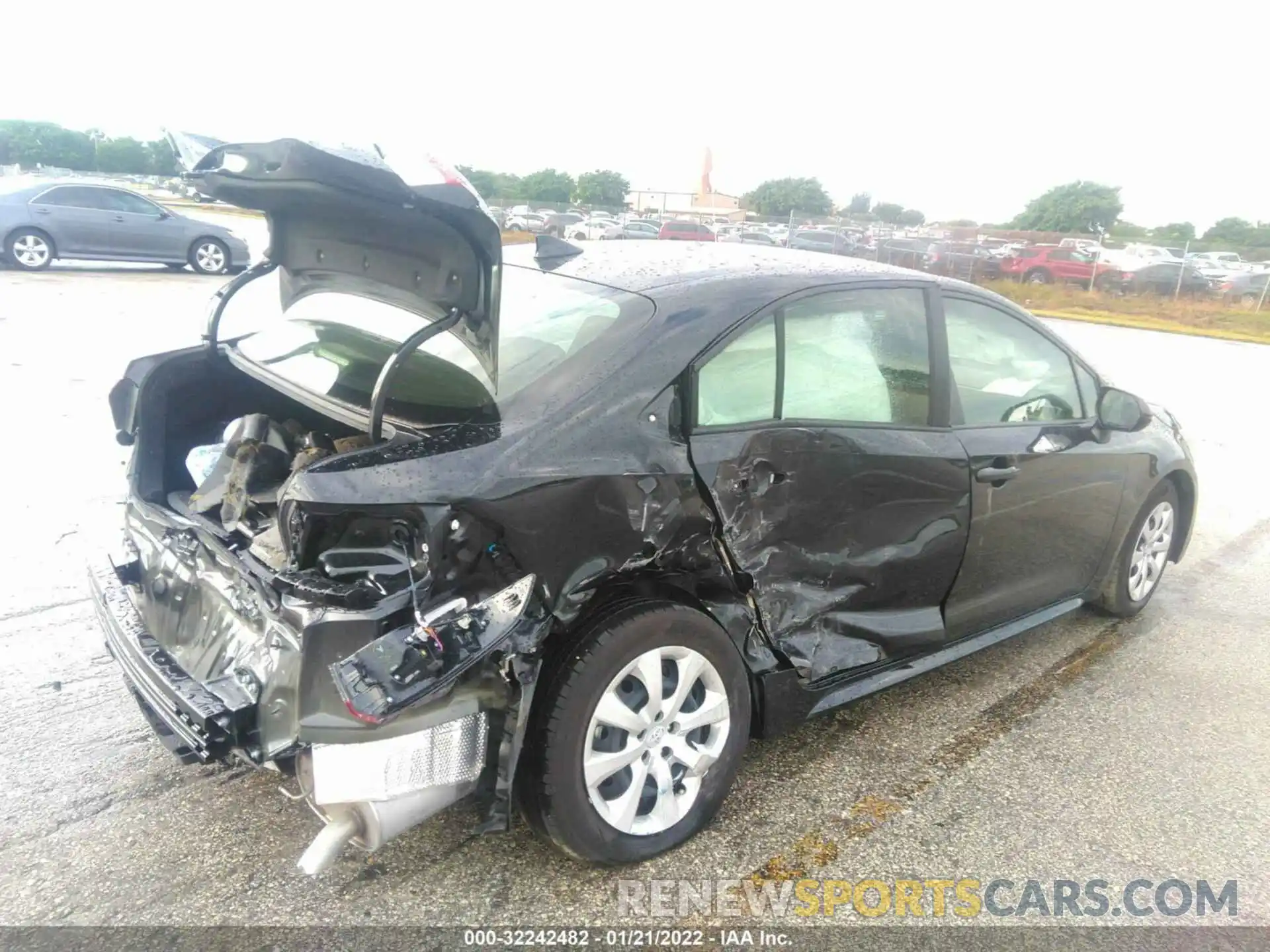 5 Photograph of a damaged car JTDEPMAE4NJ197405 TOYOTA COROLLA 2022