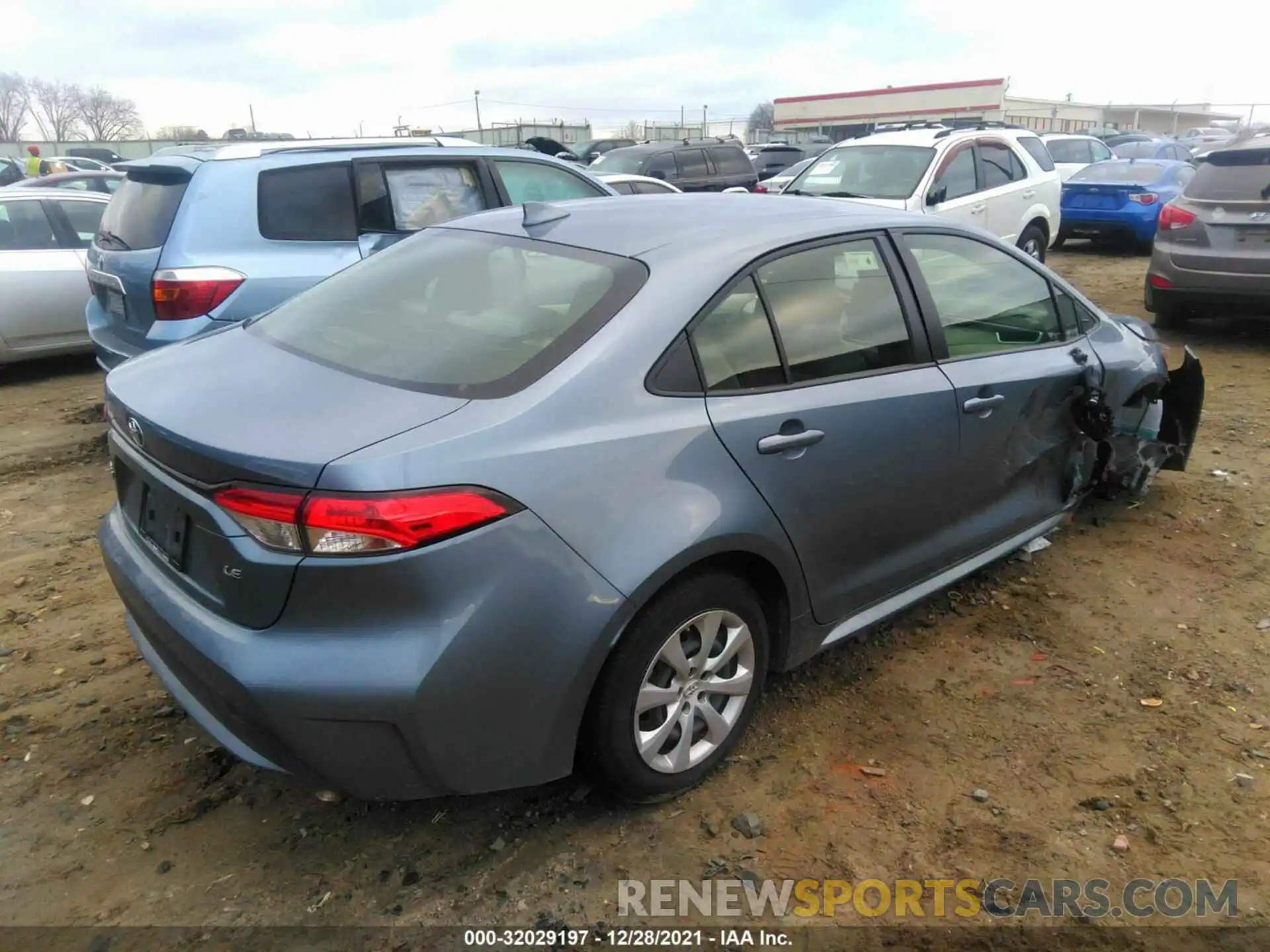 4 Photograph of a damaged car JTDEPMAE4NJ199963 TOYOTA COROLLA 2022