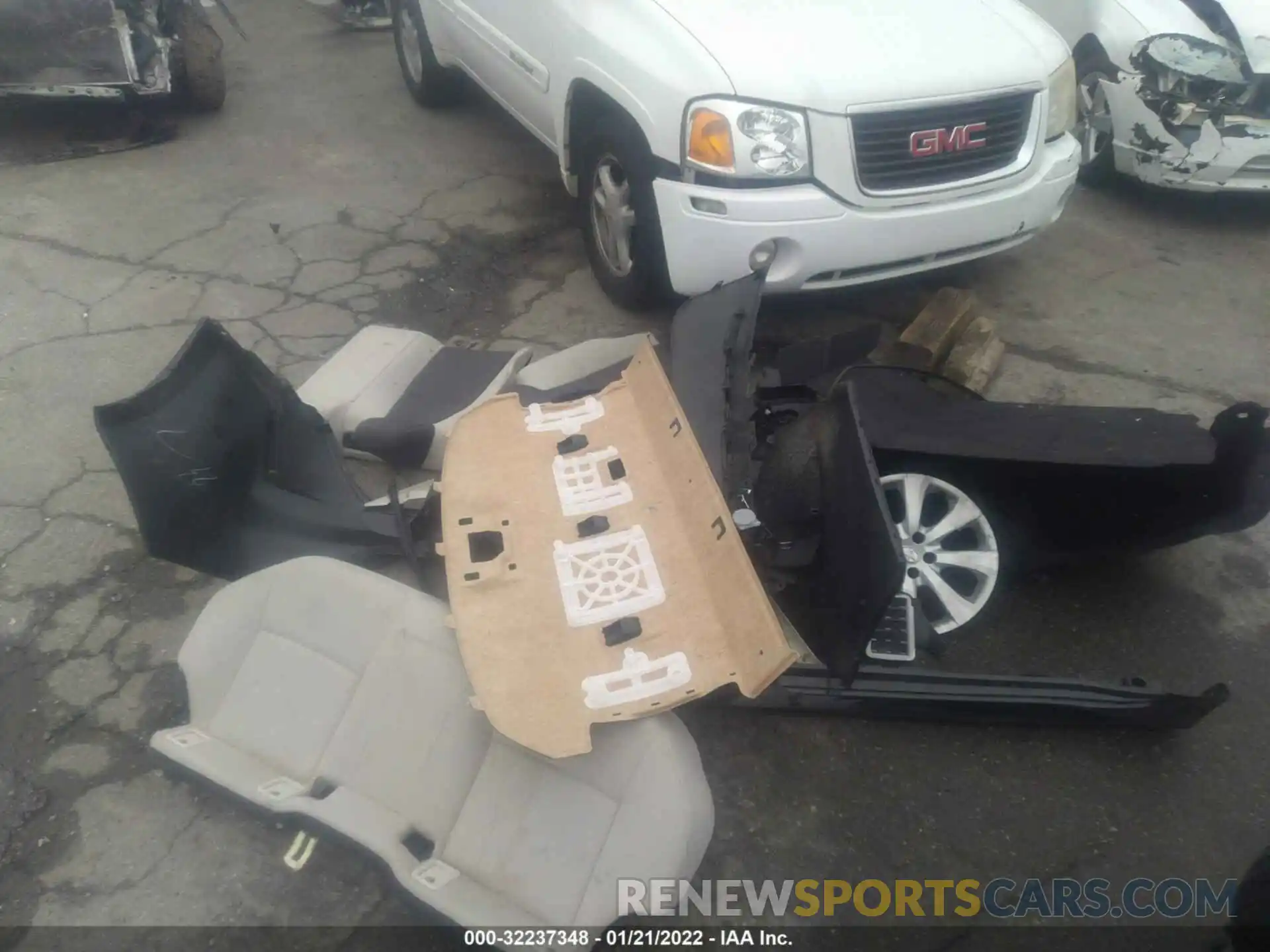 12 Photograph of a damaged car JTDEPMAE4NJ205552 TOYOTA COROLLA 2022