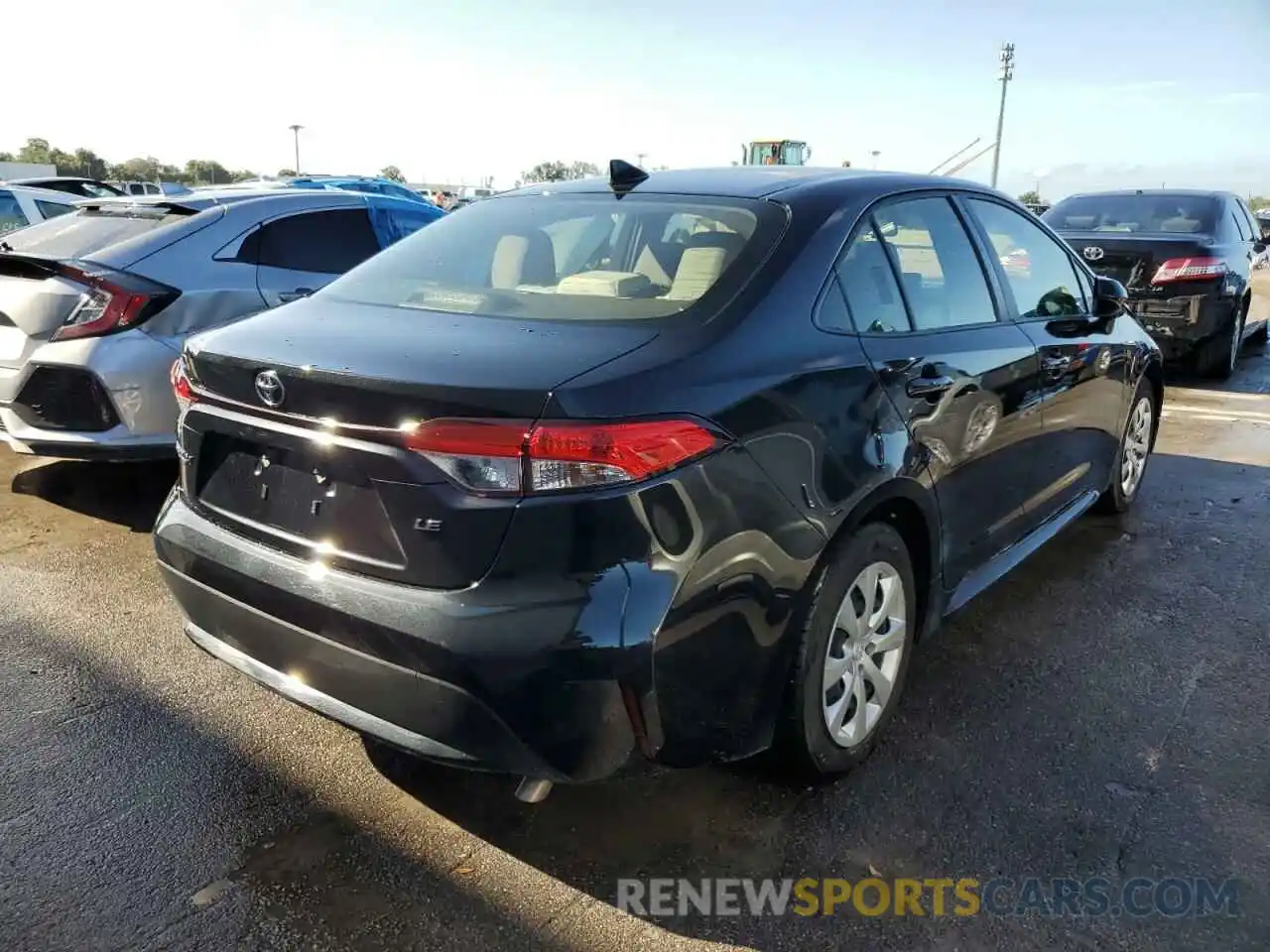 4 Photograph of a damaged car JTDEPMAE4NJ217961 TOYOTA COROLLA 2022