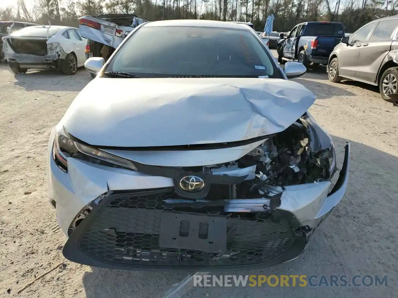 5 Photograph of a damaged car JTDEPMAE4NJ219595 TOYOTA COROLLA 2022