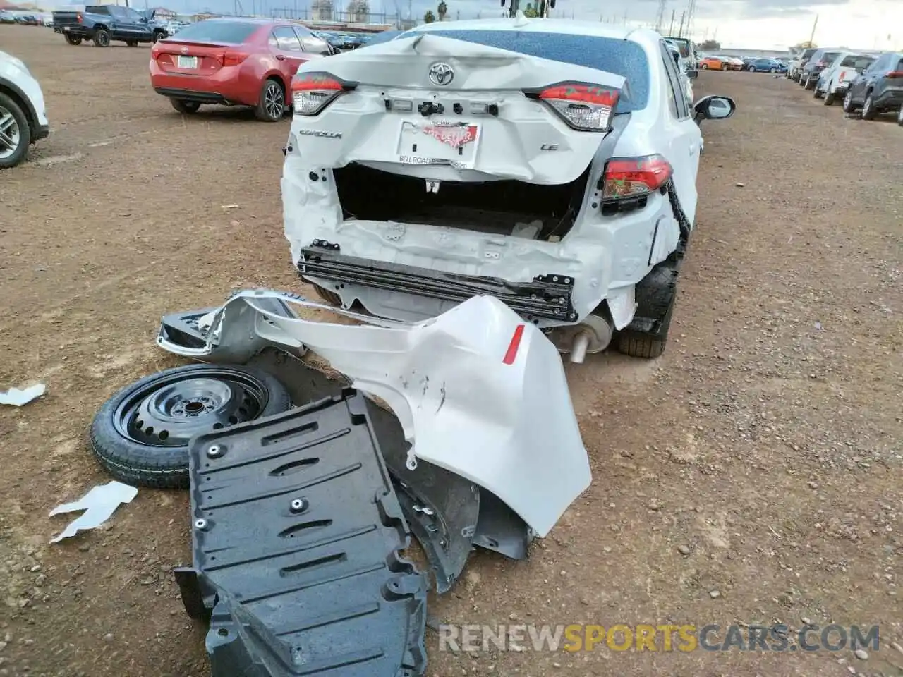 9 Photograph of a damaged car JTDEPMAE5N3006448 TOYOTA COROLLA 2022