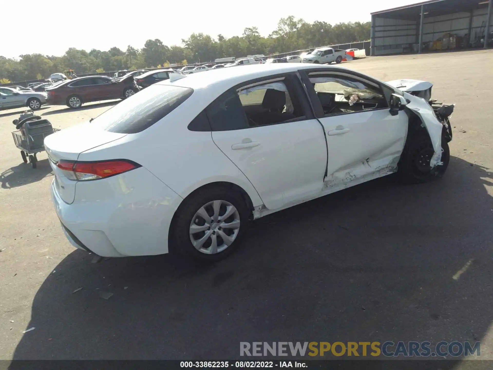 4 Photograph of a damaged car JTDEPMAE5N3008393 TOYOTA COROLLA 2022