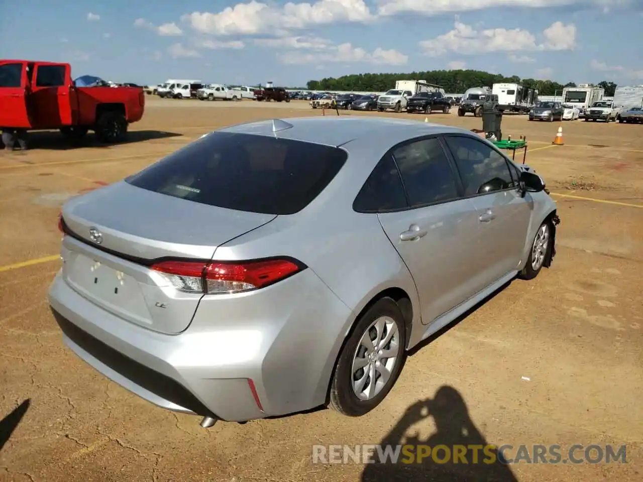 4 Photograph of a damaged car JTDEPMAE5N3012640 TOYOTA COROLLA 2022