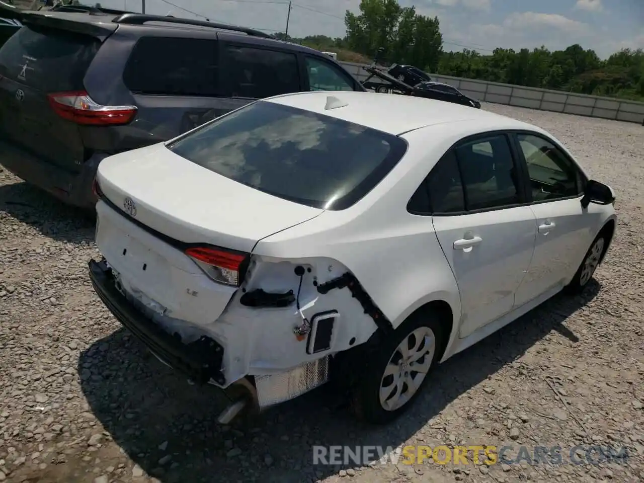 4 Photograph of a damaged car JTDEPMAE5N3017157 TOYOTA COROLLA 2022