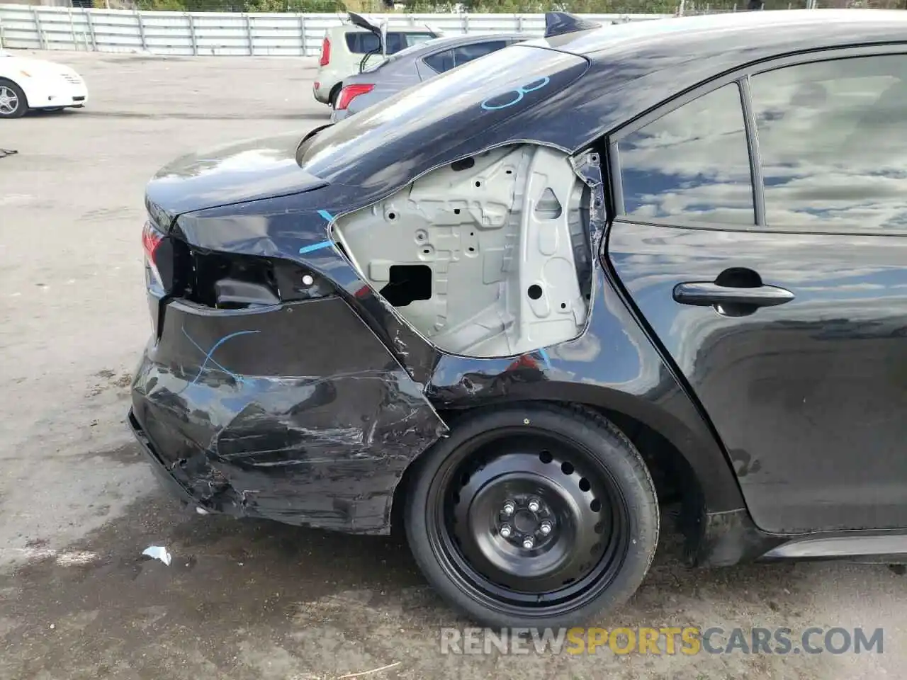 9 Photograph of a damaged car JTDEPMAE5NJ193606 TOYOTA COROLLA 2022