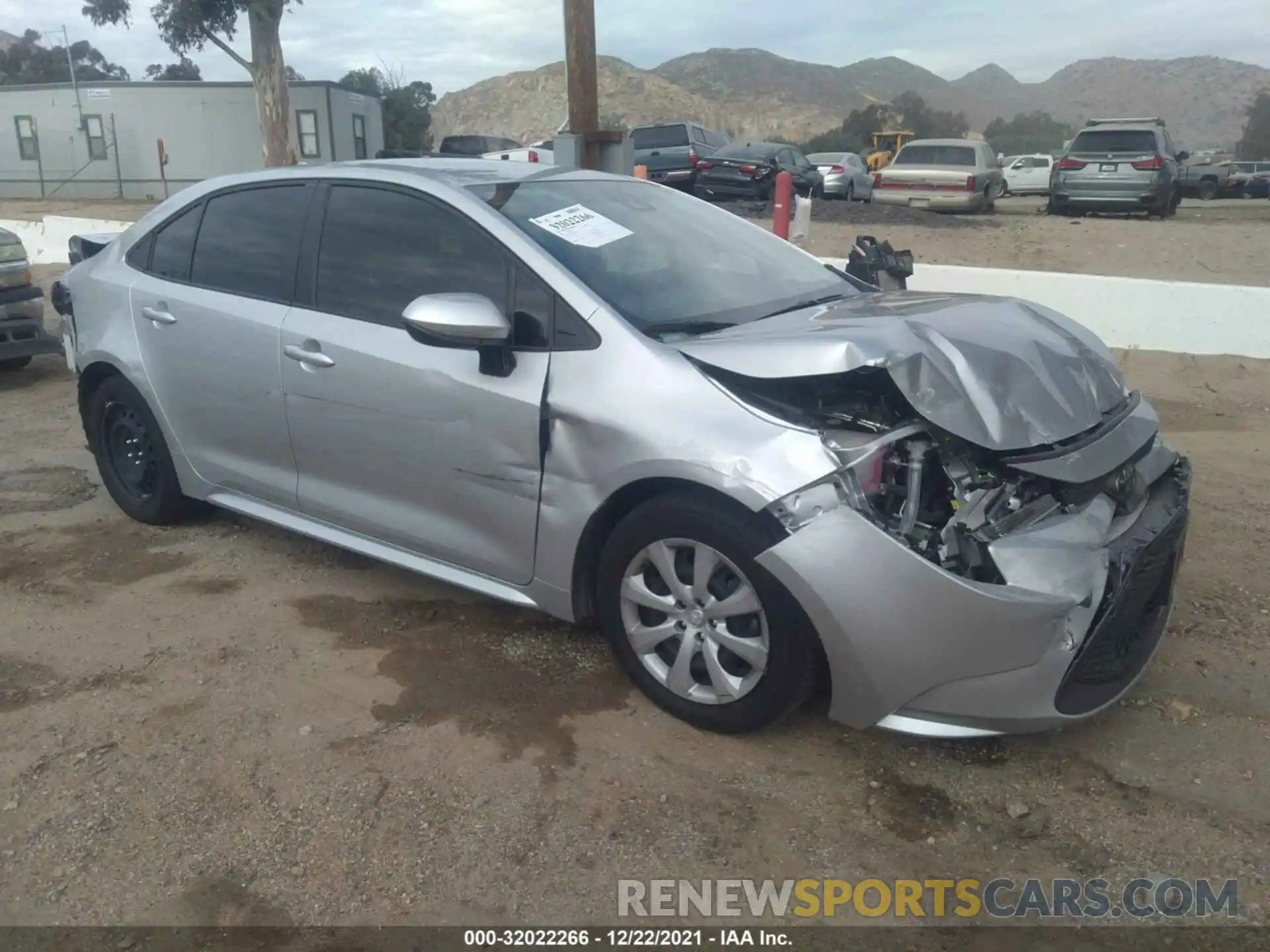 1 Photograph of a damaged car JTDEPMAE5NJ200473 TOYOTA COROLLA 2022