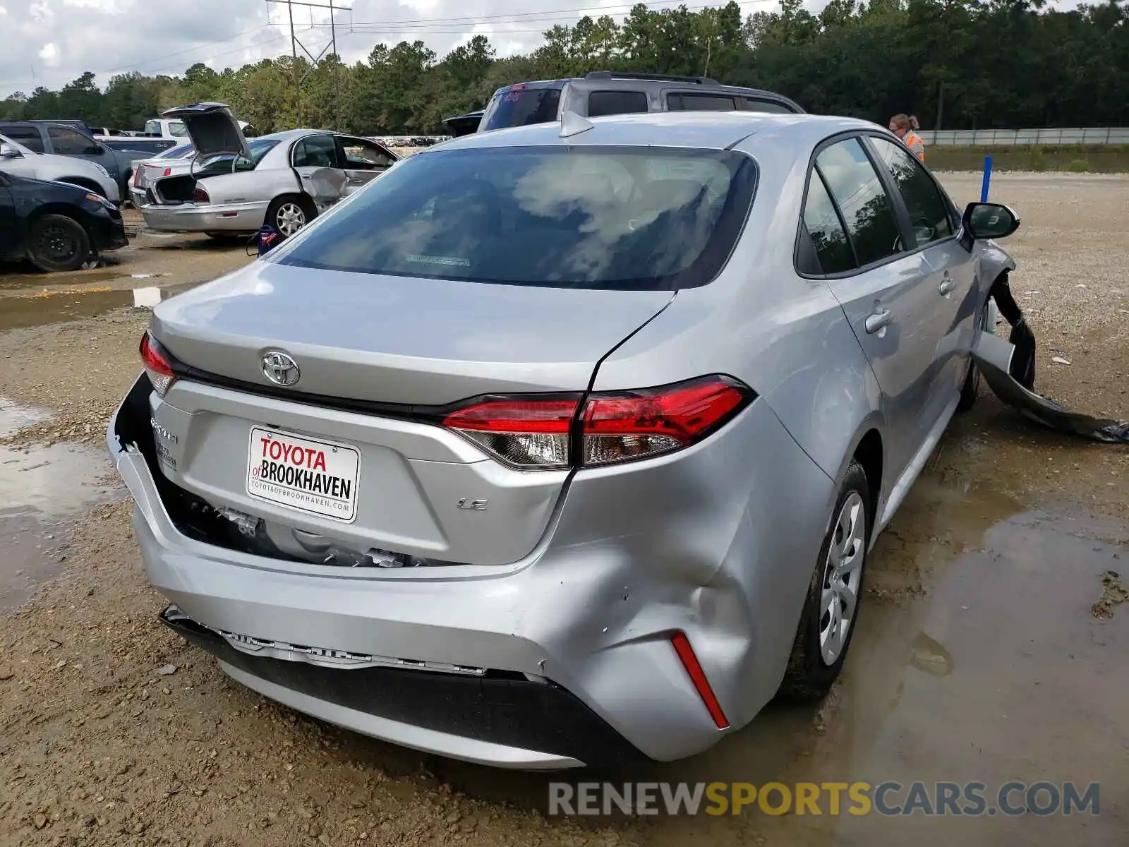 4 Photograph of a damaged car JTDEPMAE5NJ203941 TOYOTA COROLLA 2022