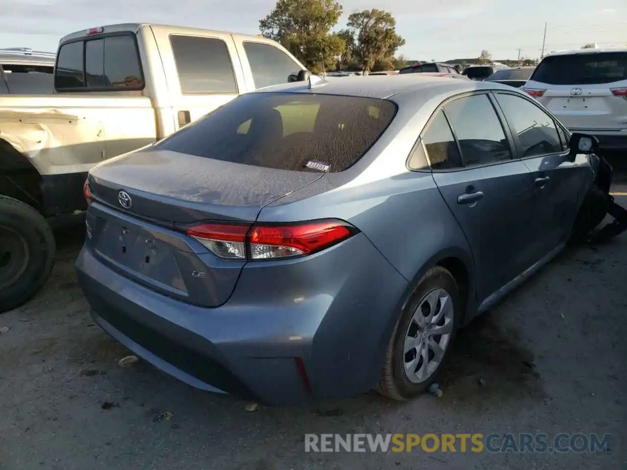 4 Photograph of a damaged car JTDEPMAE5NJ205740 TOYOTA COROLLA 2022