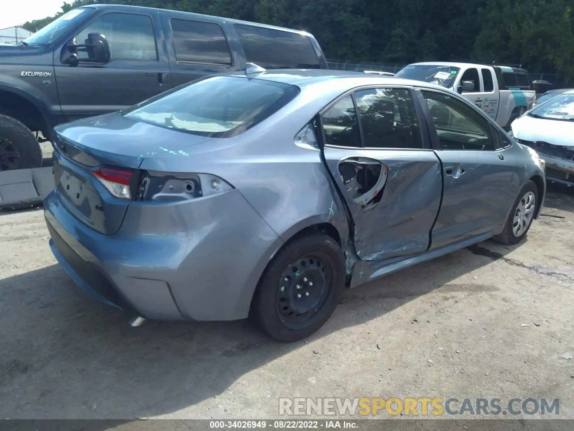 4 Photograph of a damaged car JTDEPMAE5NJ212297 TOYOTA COROLLA 2022