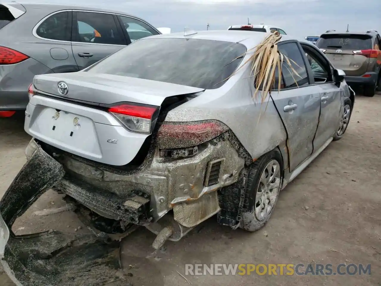 4 Photograph of a damaged car JTDEPMAE5NJ214261 TOYOTA COROLLA 2022