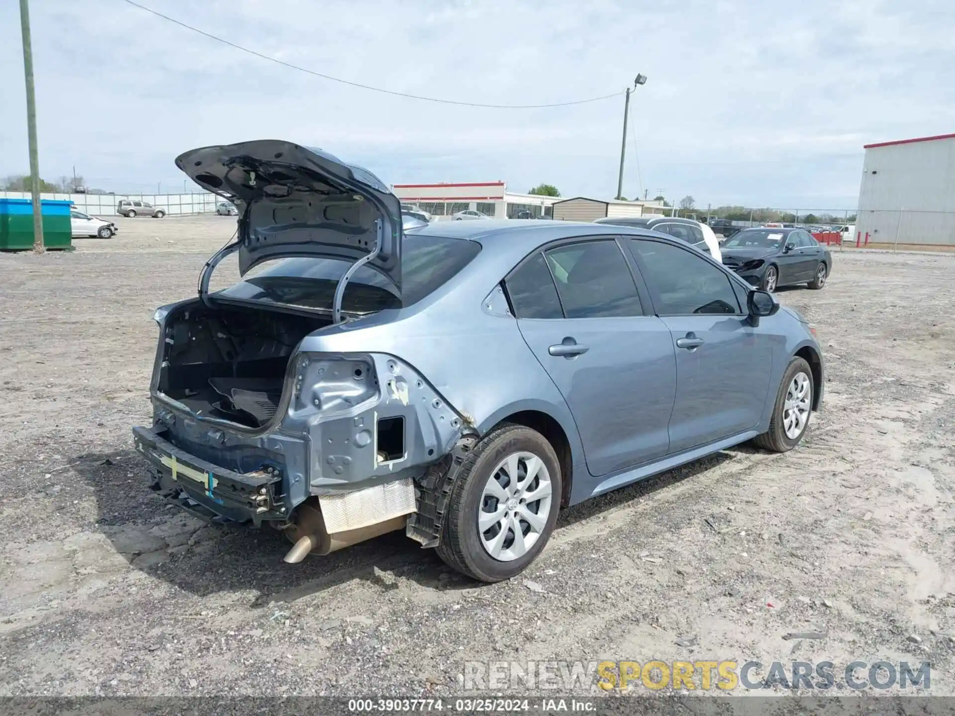 4 Photograph of a damaged car JTDEPMAE5NJ218844 TOYOTA COROLLA 2022