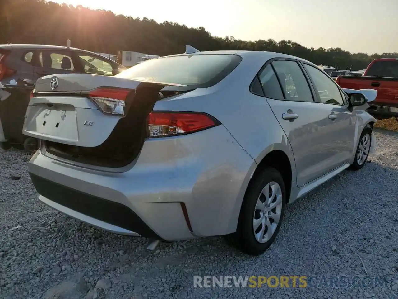 4 Photograph of a damaged car JTDEPMAE6N3024246 TOYOTA COROLLA 2022