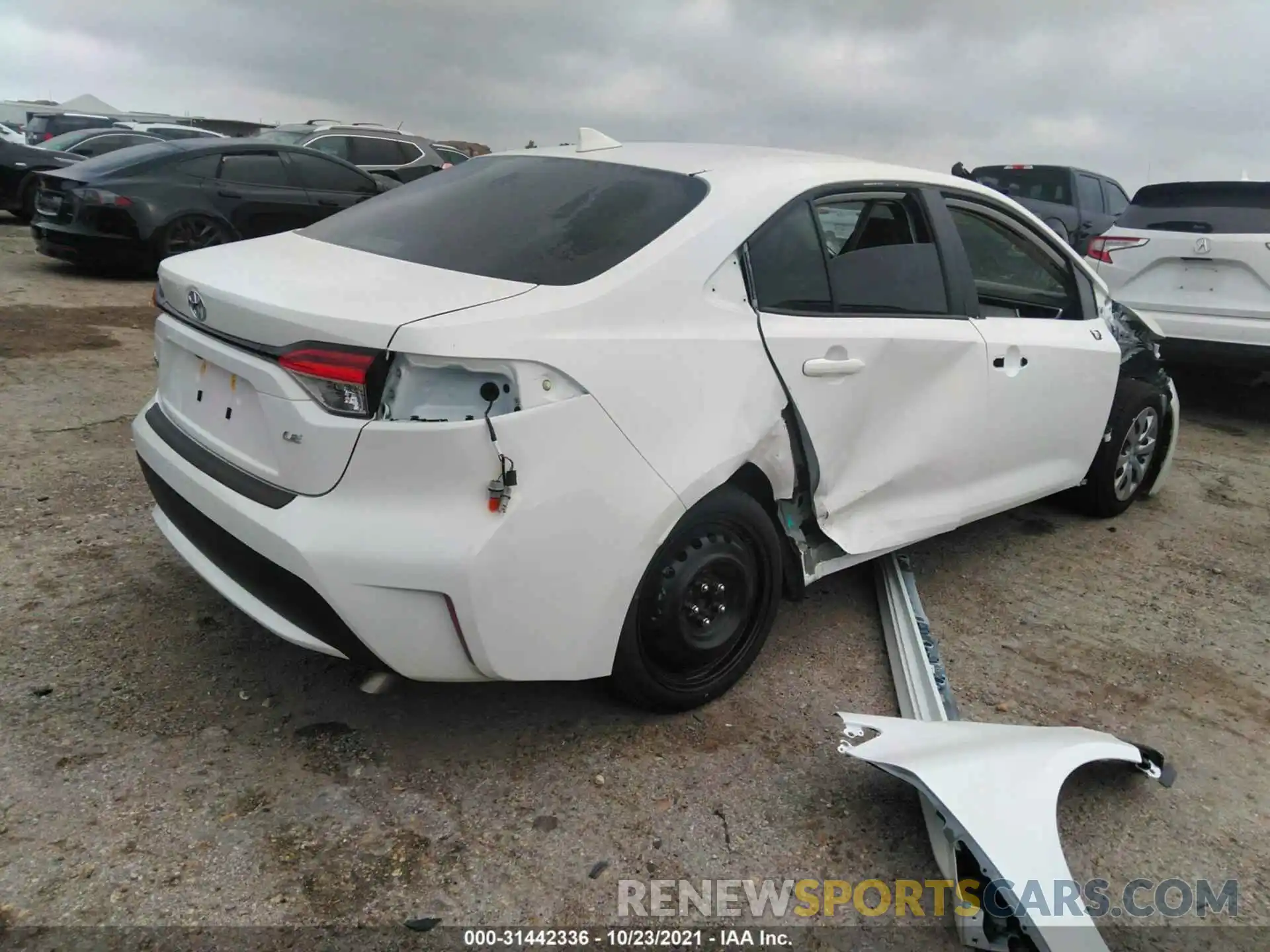 4 Photograph of a damaged car JTDEPMAE6NJ196028 TOYOTA COROLLA 2022