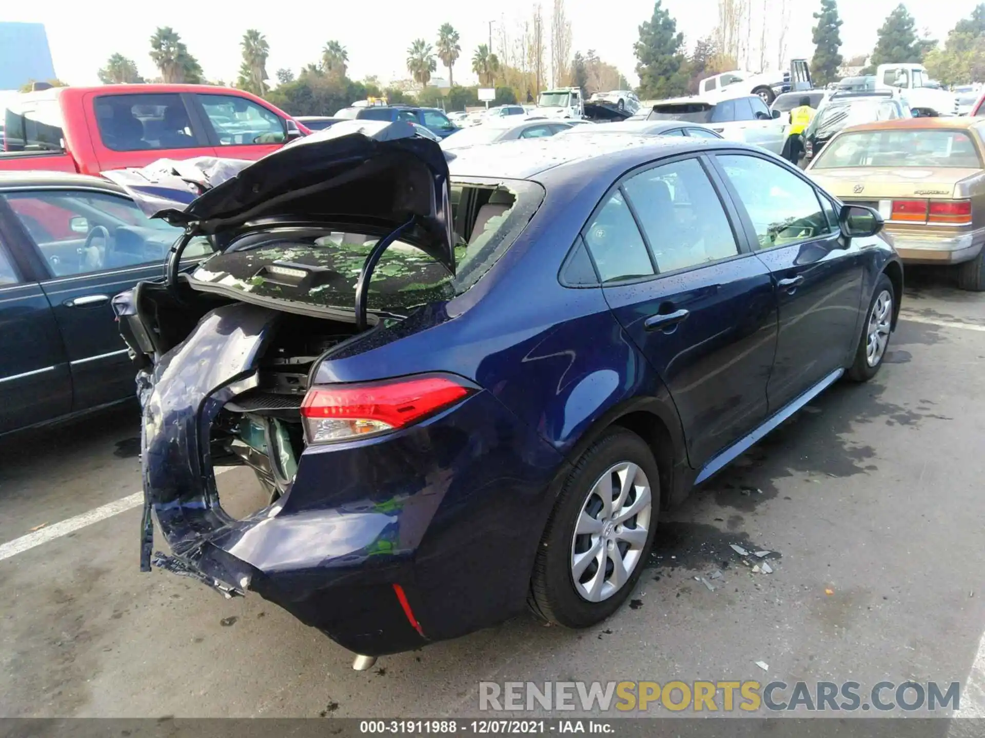 4 Photograph of a damaged car JTDEPMAE6NJ197910 TOYOTA COROLLA 2022