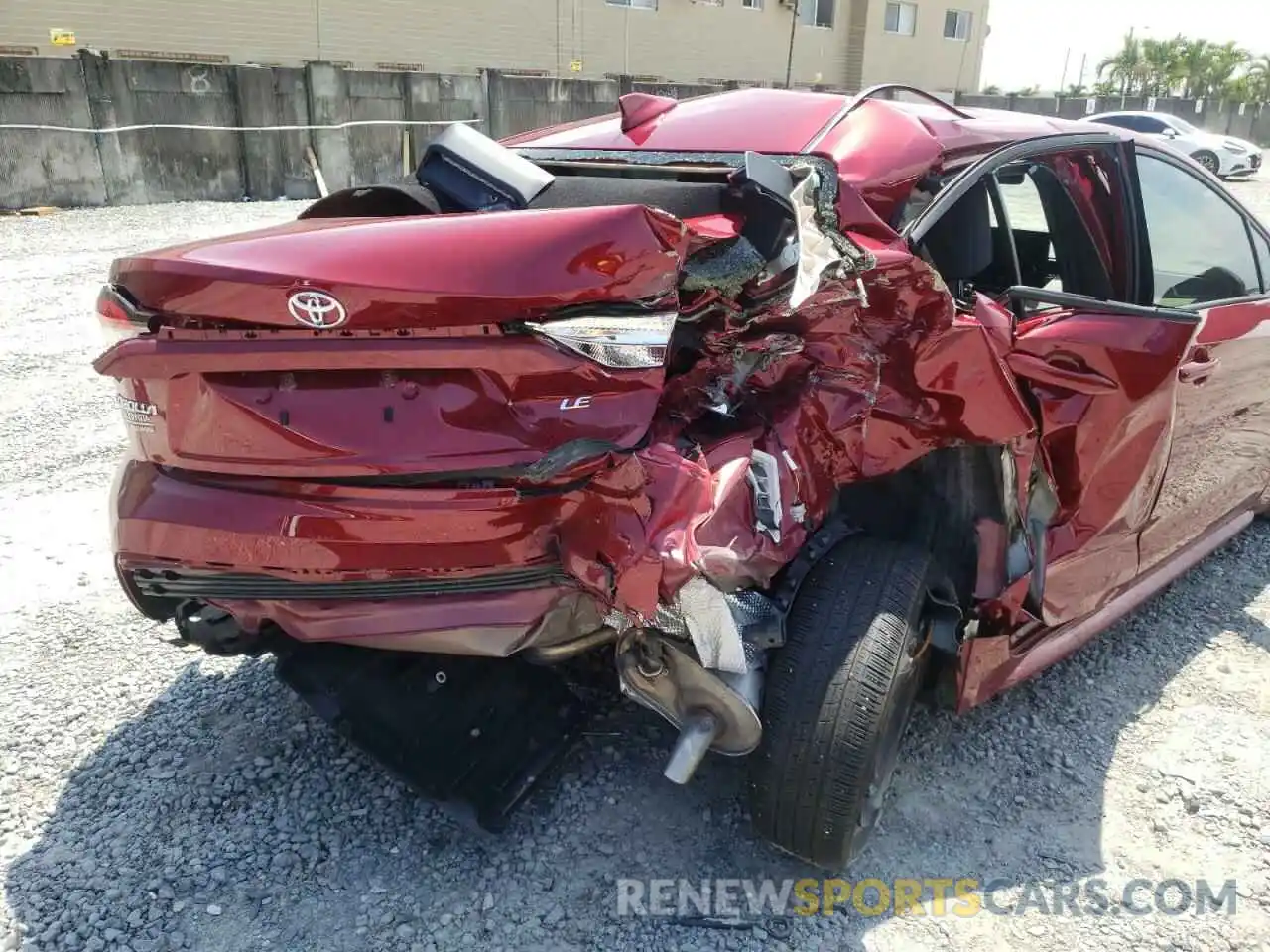 9 Photograph of a damaged car JTDEPMAE6NJ210042 TOYOTA COROLLA 2022