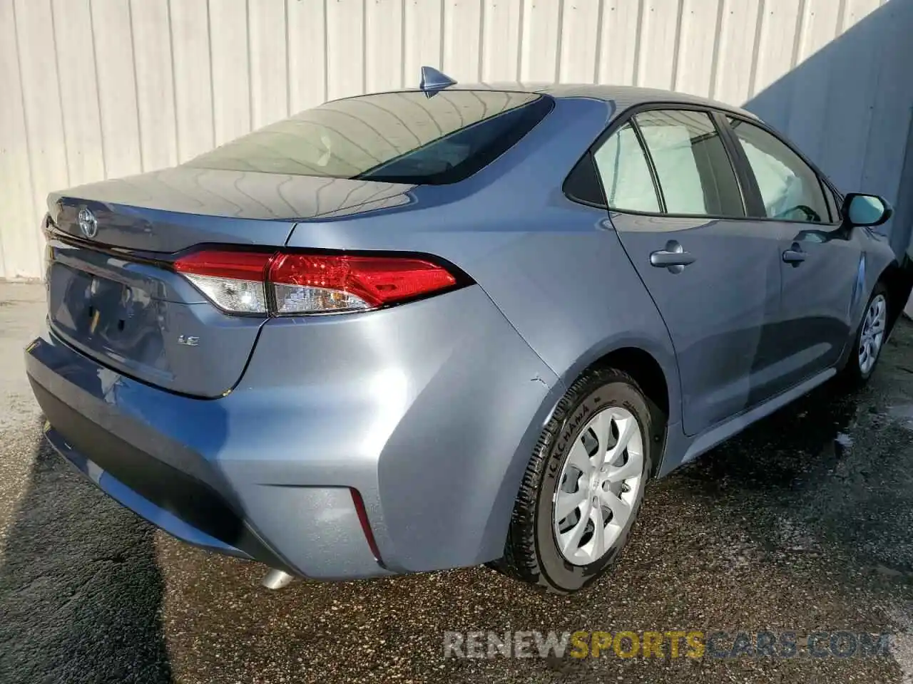 3 Photograph of a damaged car JTDEPMAE6NJ211725 TOYOTA COROLLA 2022