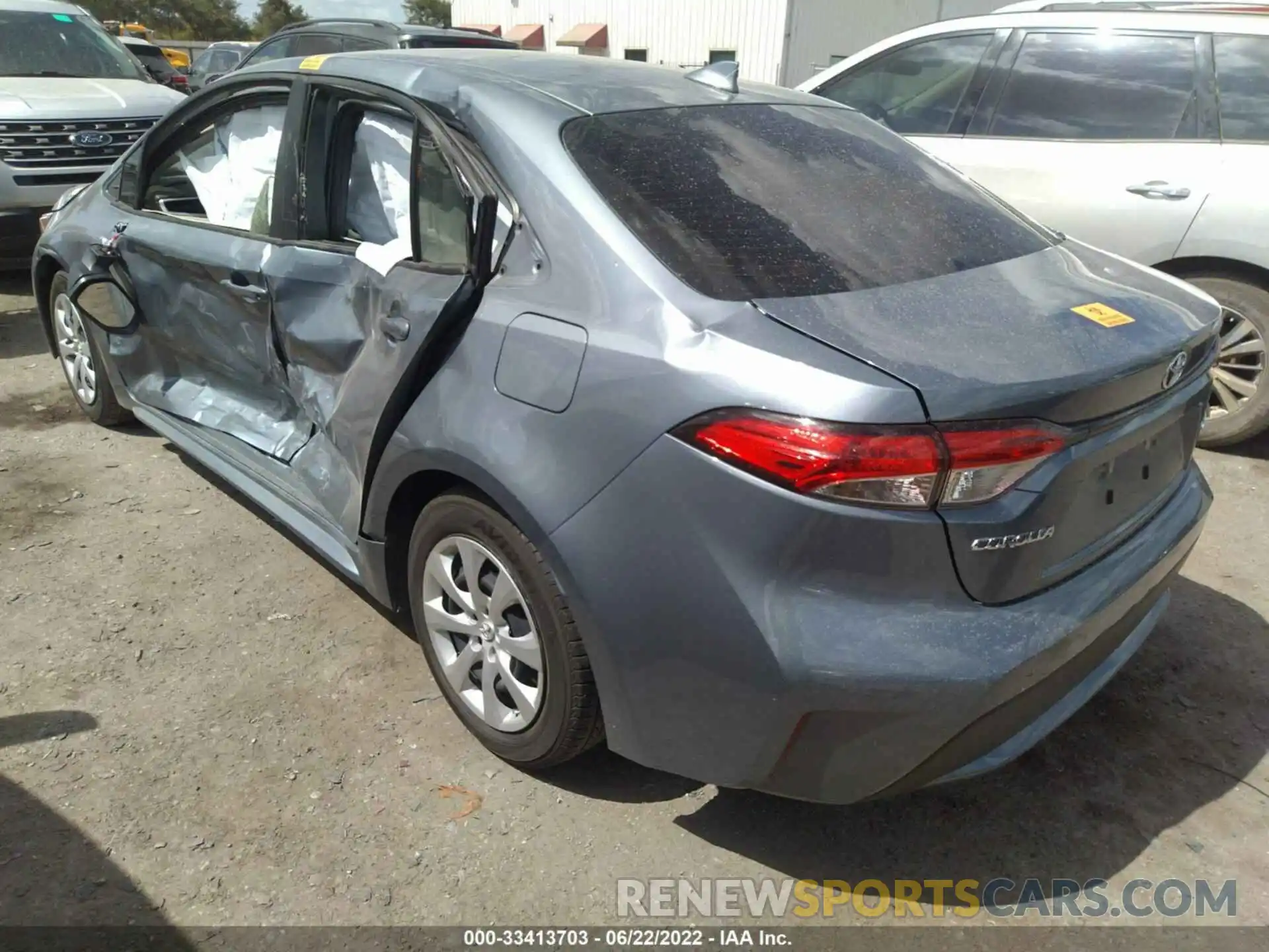 3 Photograph of a damaged car JTDEPMAE7N3000733 TOYOTA COROLLA 2022