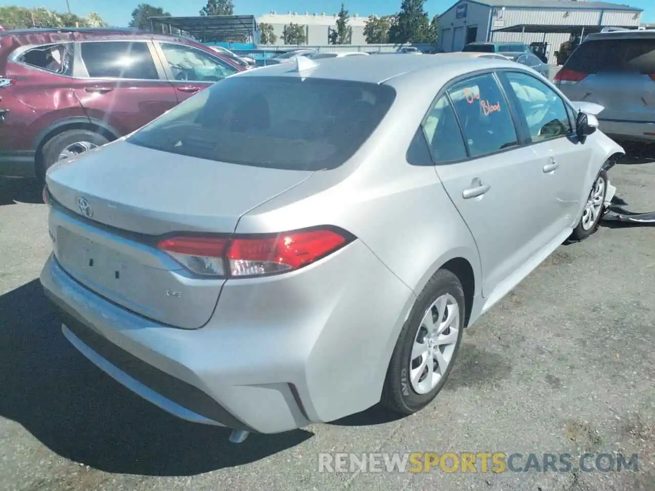 4 Photograph of a damaged car JTDEPMAE7N3004989 TOYOTA COROLLA 2022