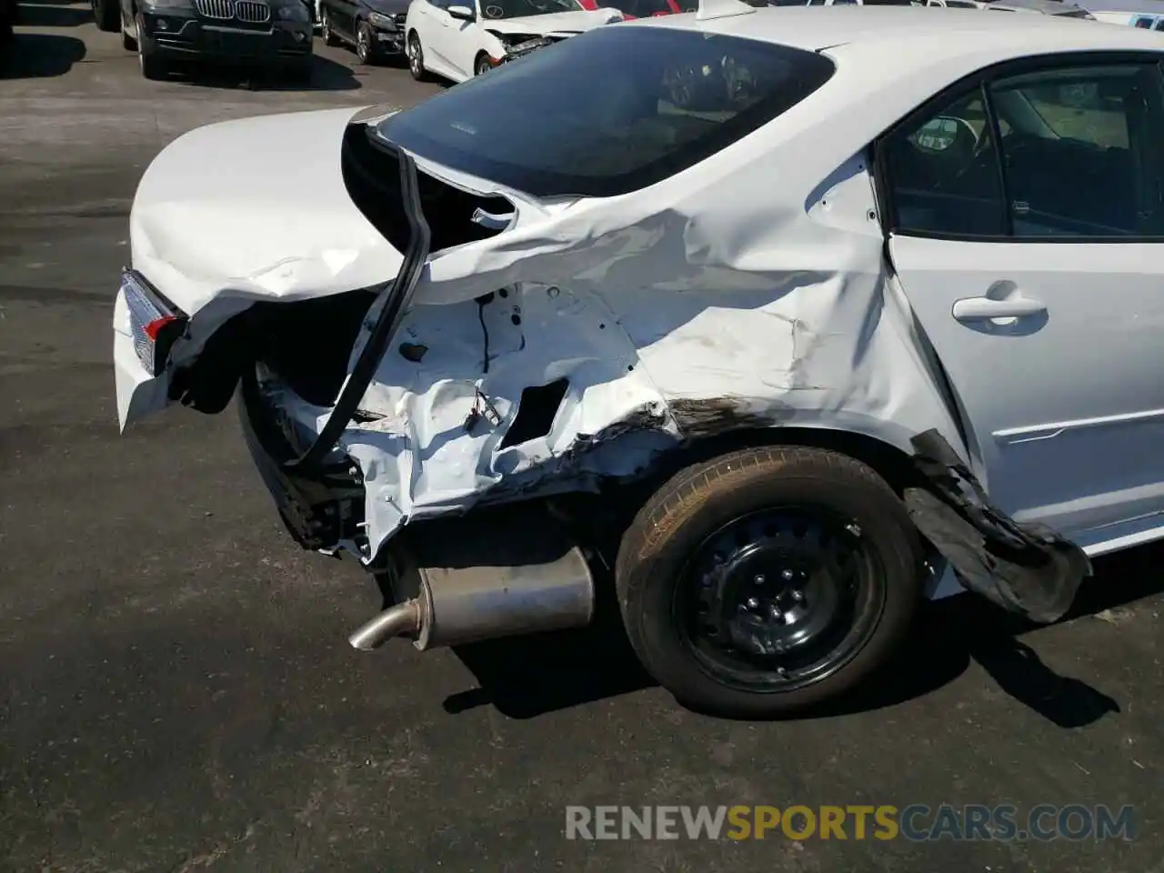 9 Photograph of a damaged car JTDEPMAE7N3011120 TOYOTA COROLLA 2022