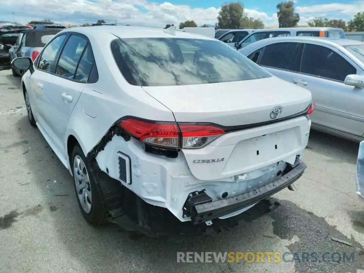 3 Photograph of a damaged car JTDEPMAE7N3015006 TOYOTA COROLLA 2022