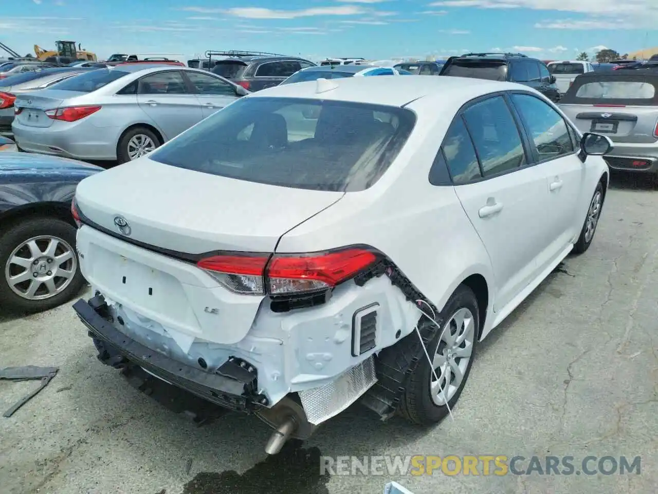 4 Photograph of a damaged car JTDEPMAE7N3015006 TOYOTA COROLLA 2022