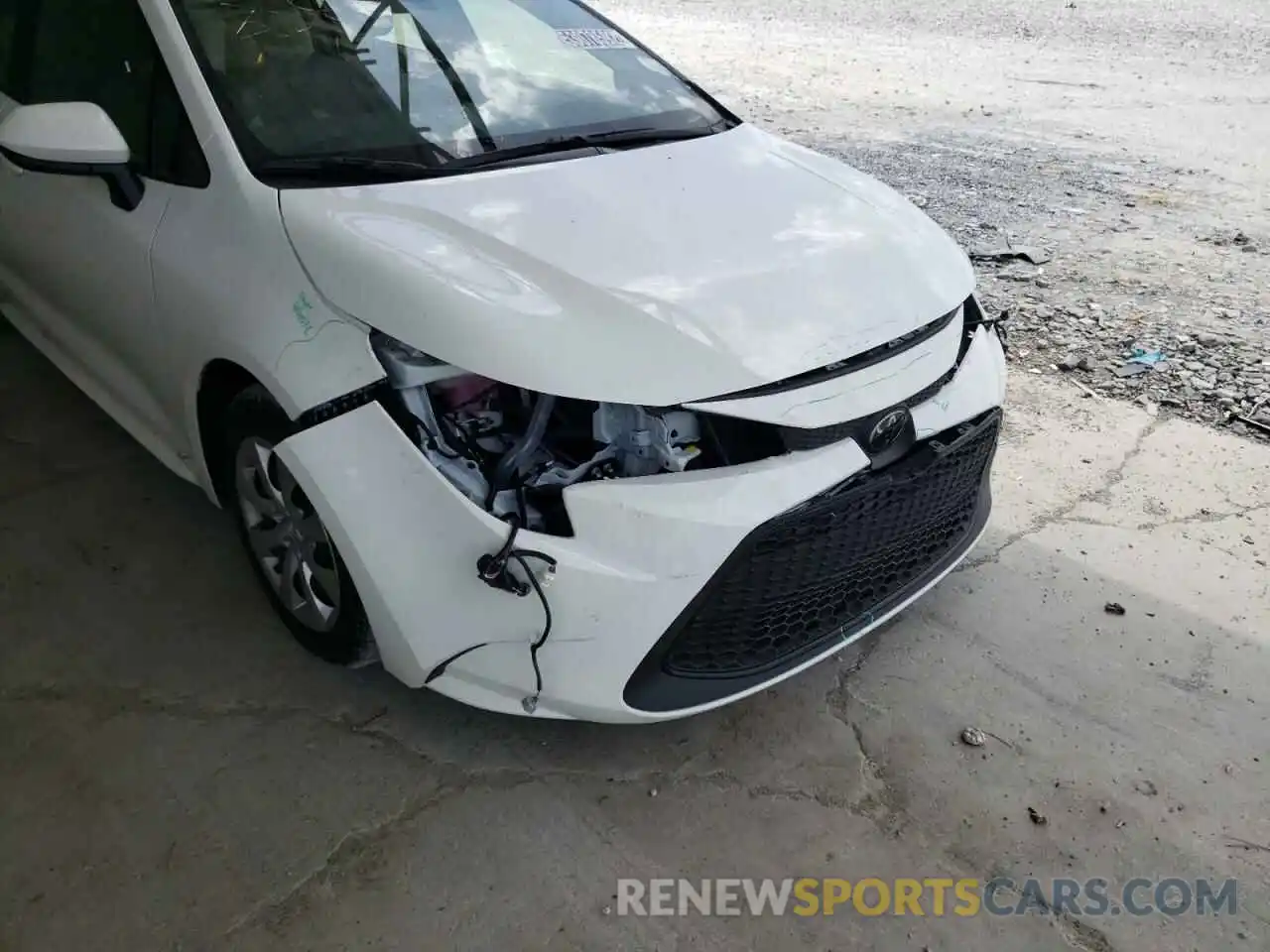 9 Photograph of a damaged car JTDEPMAE7N3017502 TOYOTA COROLLA 2022