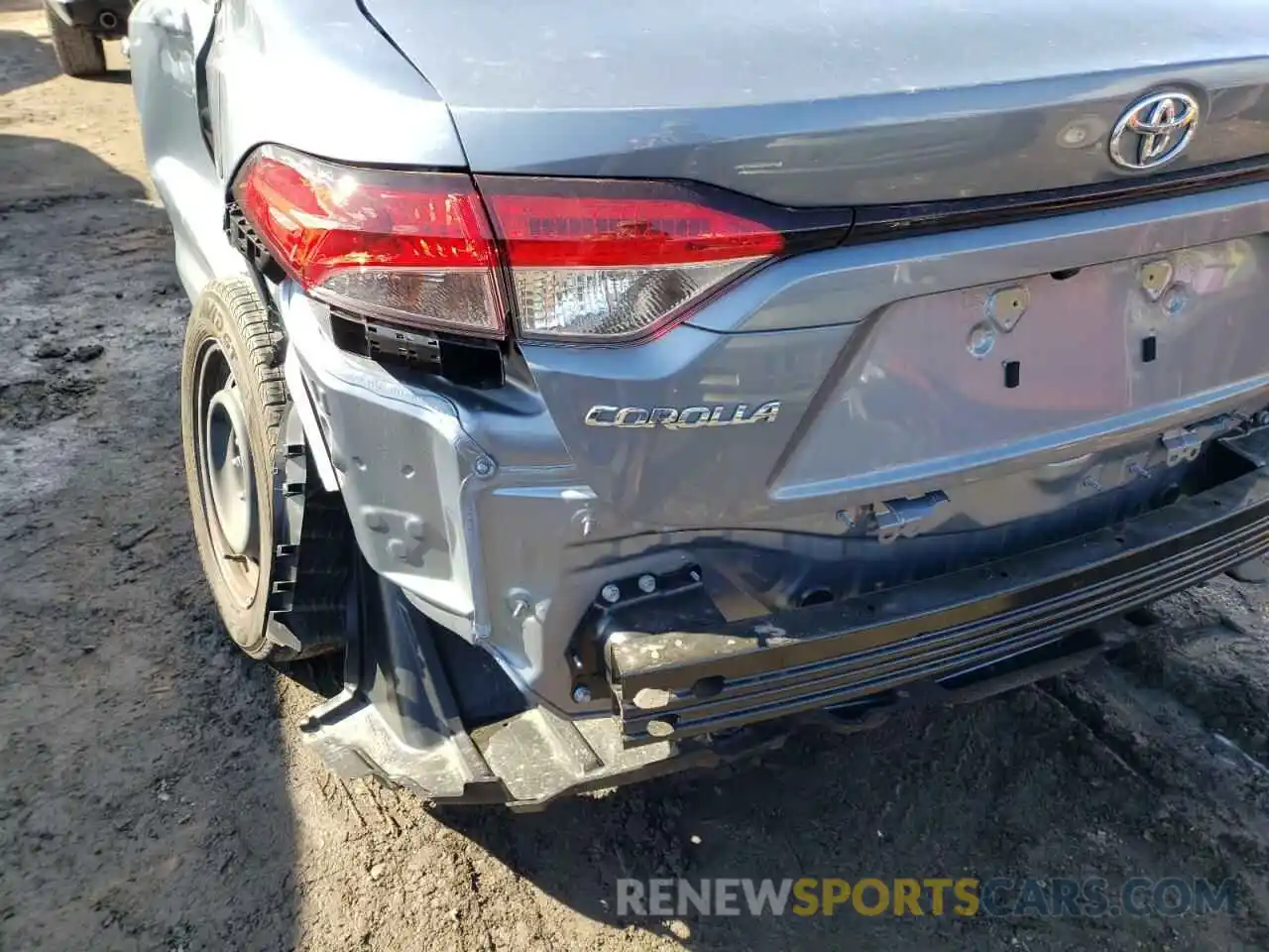 9 Photograph of a damaged car JTDEPMAE7NJ195003 TOYOTA COROLLA 2022