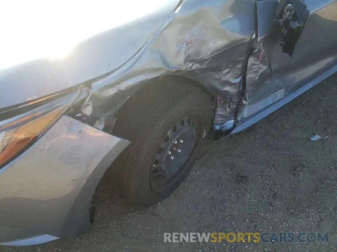 9 Photograph of a damaged car JTDEPMAE7NJ195664 TOYOTA COROLLA 2022