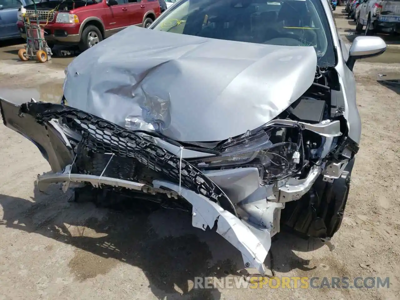 9 Photograph of a damaged car JTDEPMAE7NJ219400 TOYOTA COROLLA 2022