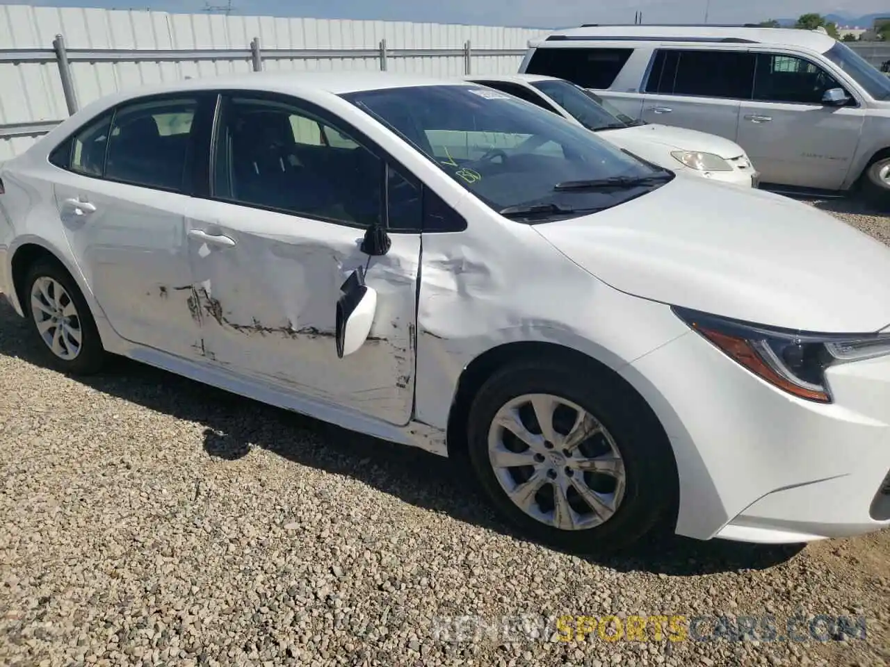 9 Photograph of a damaged car JTDEPMAE8N3017959 TOYOTA COROLLA 2022