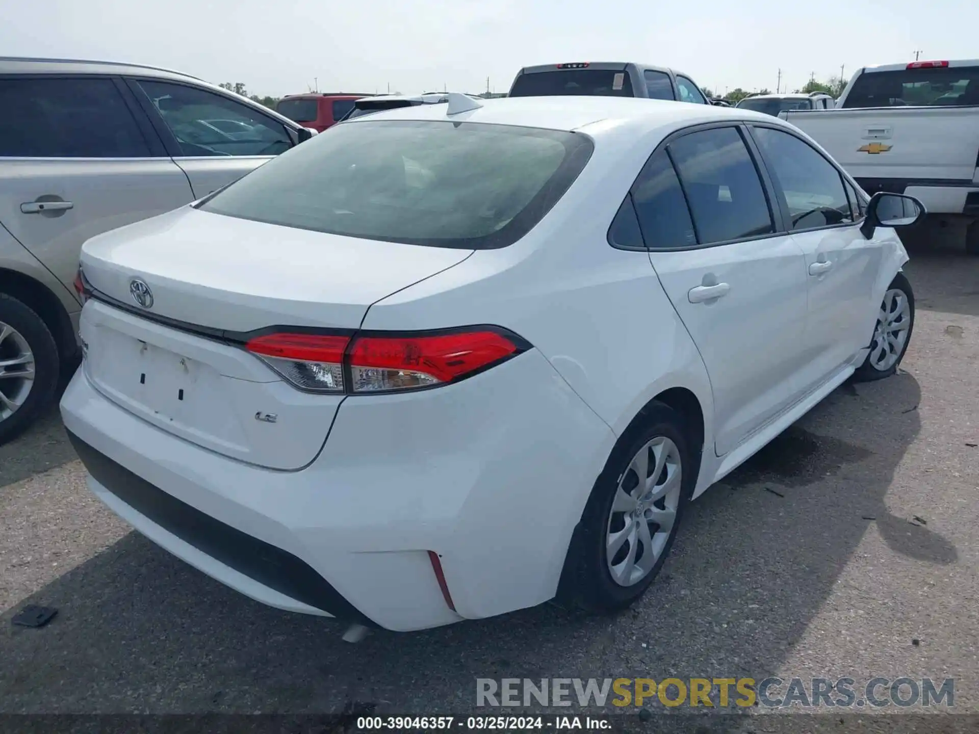 4 Photograph of a damaged car JTDEPMAE8N3027925 TOYOTA COROLLA 2022