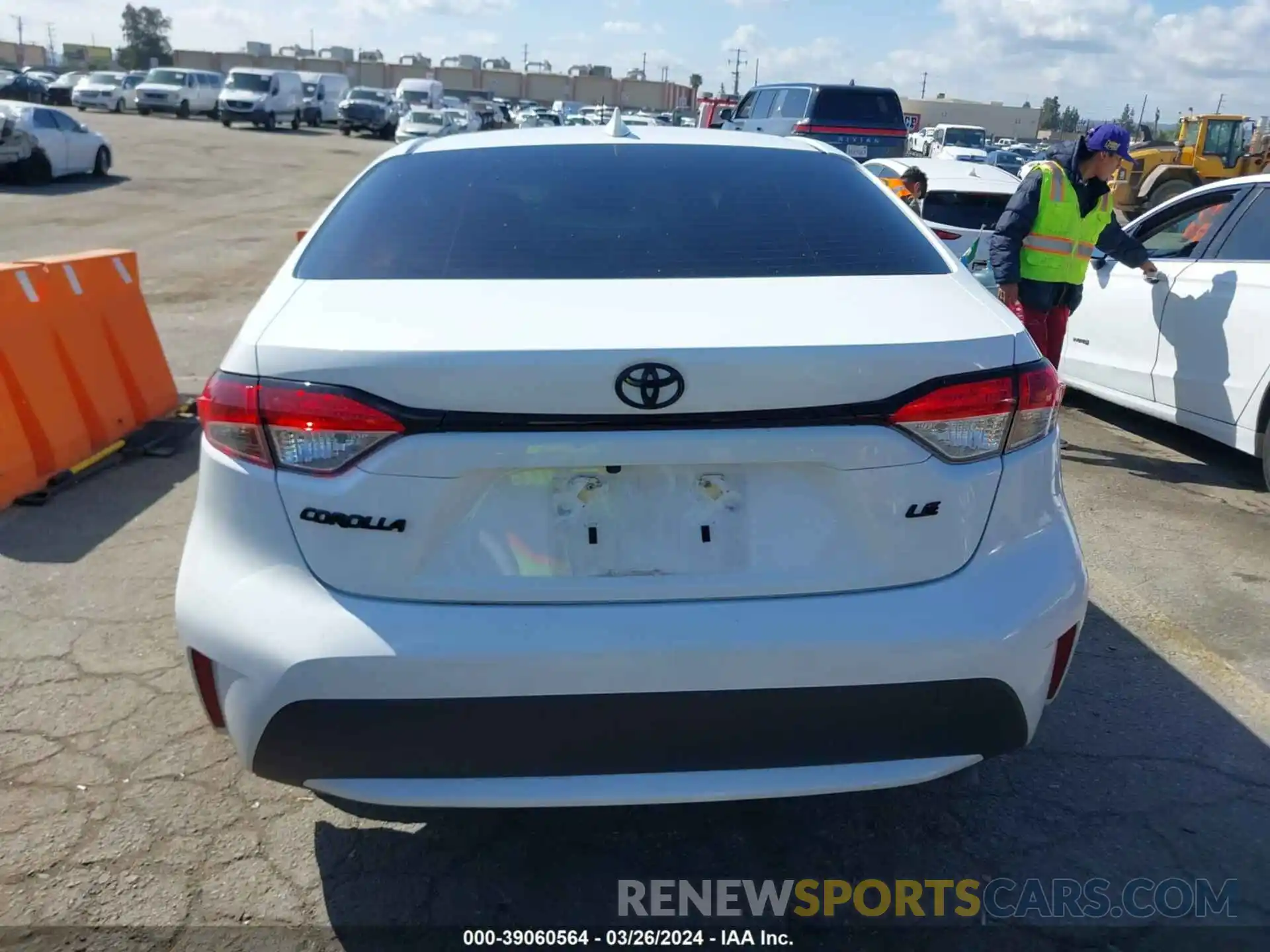 16 Photograph of a damaged car JTDEPMAE8N3033773 TOYOTA COROLLA 2022