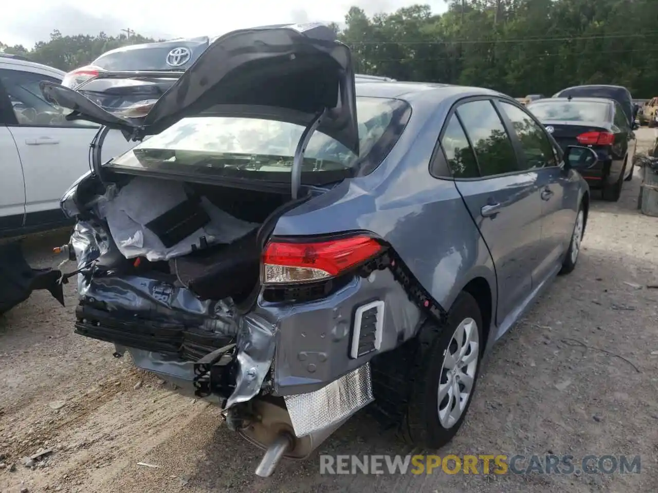 4 Photograph of a damaged car JTDEPMAE8NJ190439 TOYOTA COROLLA 2022