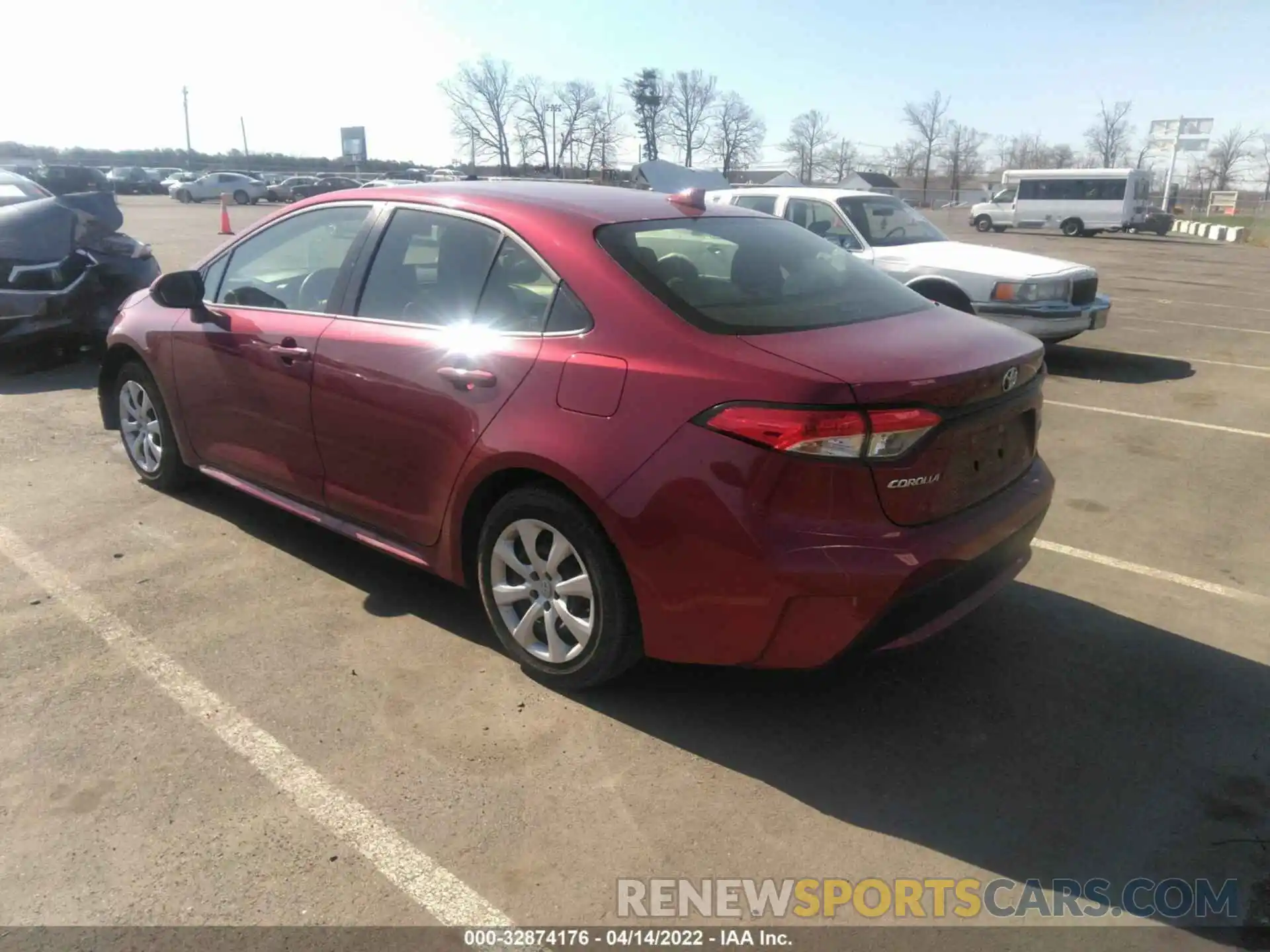 3 Photograph of a damaged car JTDEPMAE8NJ191591 TOYOTA COROLLA 2022