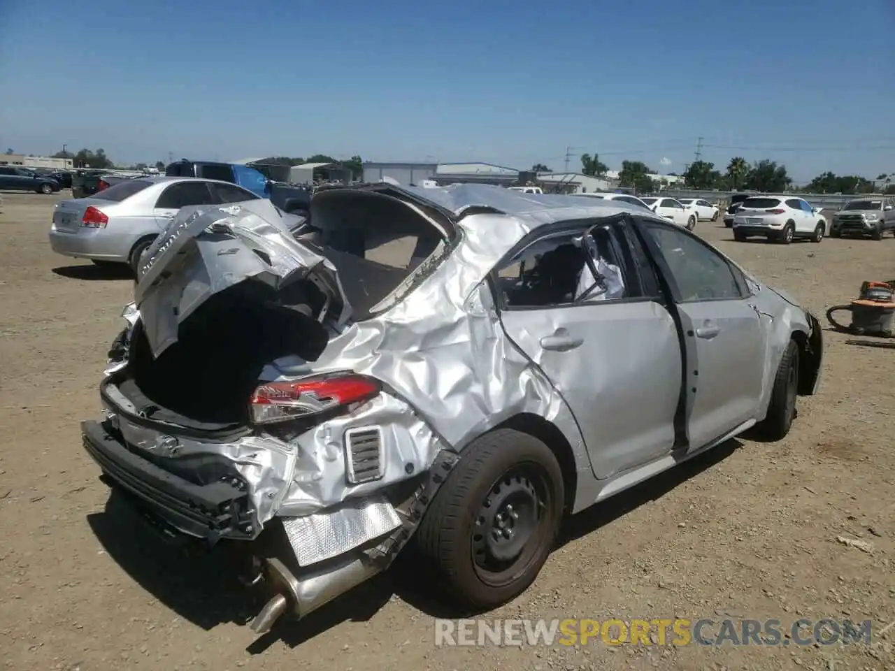 4 Photograph of a damaged car JTDEPMAE8NJ203836 TOYOTA COROLLA 2022