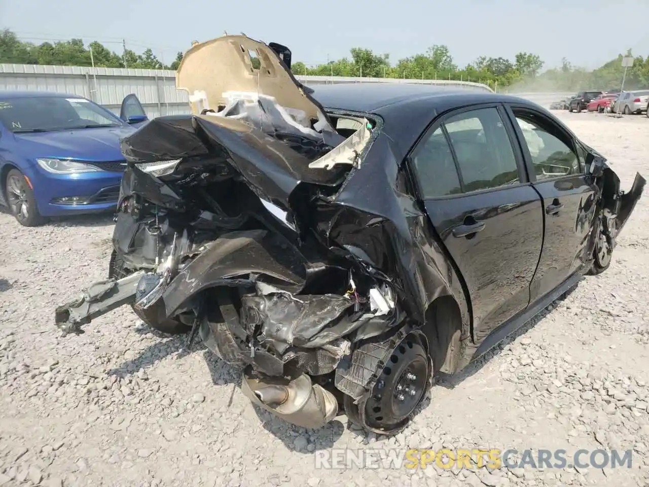 4 Photograph of a damaged car JTDEPMAE8NJ217395 TOYOTA COROLLA 2022