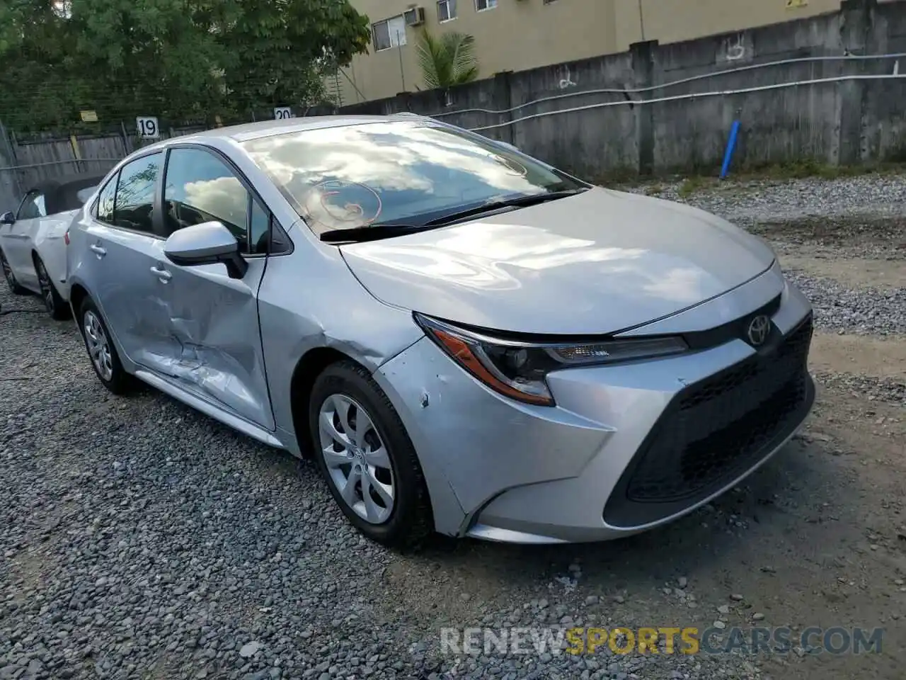 1 Photograph of a damaged car JTDEPMAE9N3009045 TOYOTA COROLLA 2022