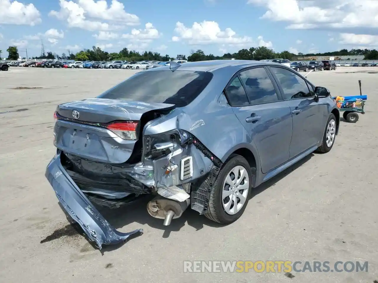 4 Photograph of a damaged car JTDEPMAE9N3009059 TOYOTA COROLLA 2022