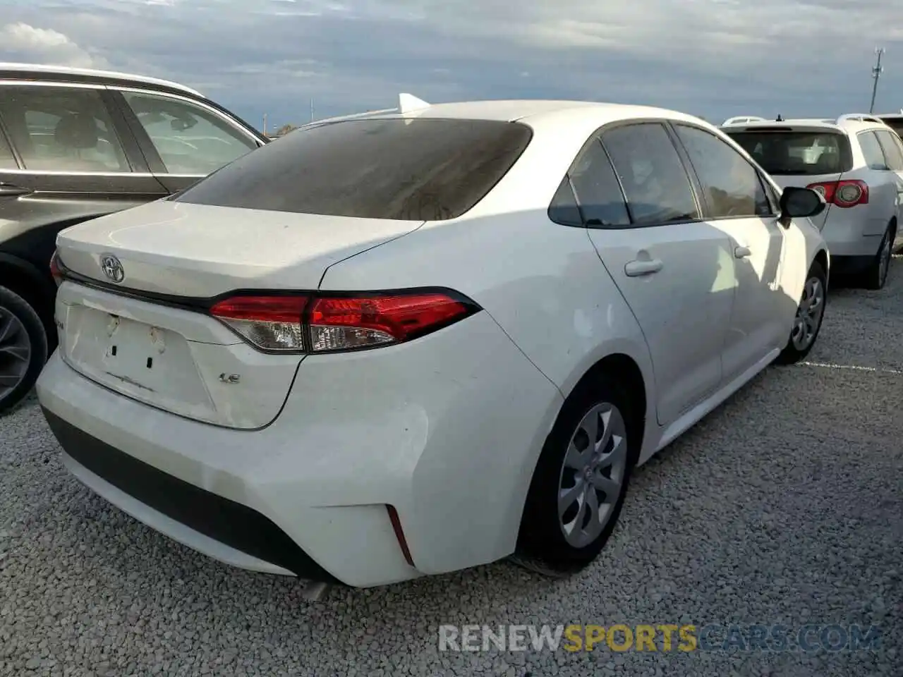 4 Photograph of a damaged car JTDEPMAE9N3010499 TOYOTA COROLLA 2022