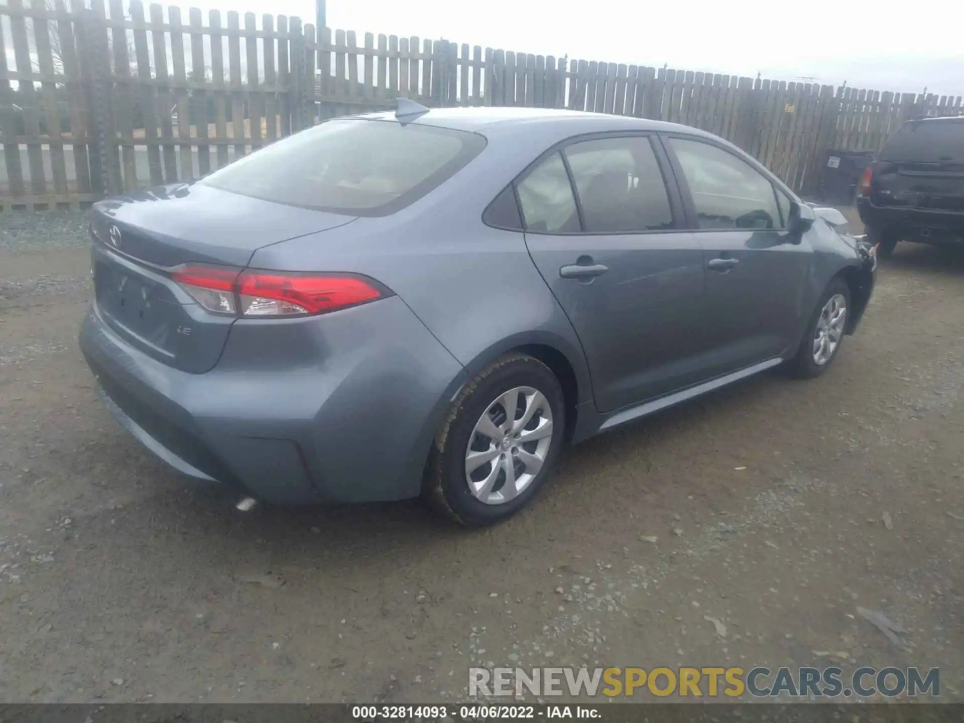 4 Photograph of a damaged car JTDEPMAE9N3010955 TOYOTA COROLLA 2022