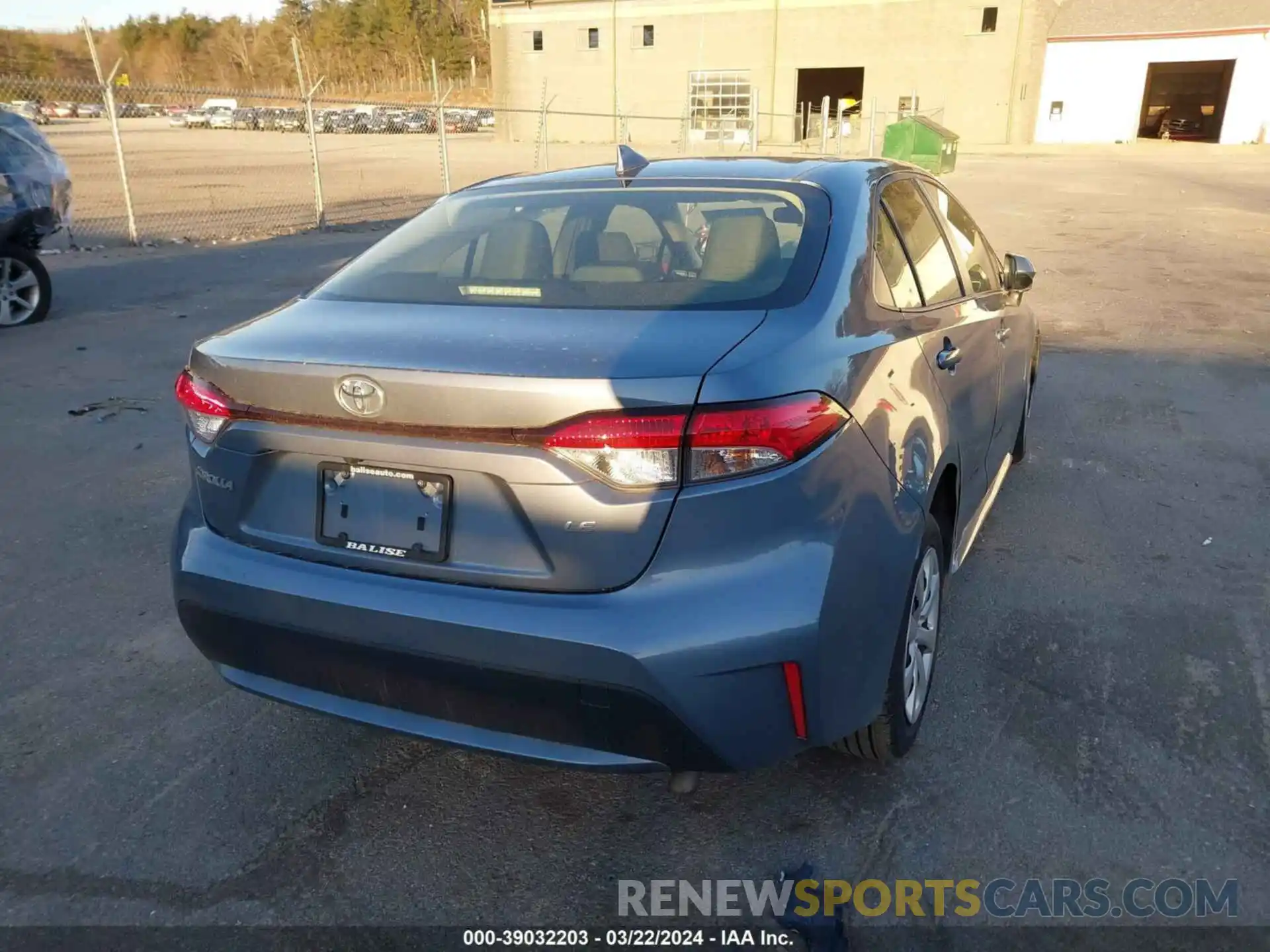 4 Photograph of a damaged car JTDEPMAE9N3011734 TOYOTA COROLLA 2022