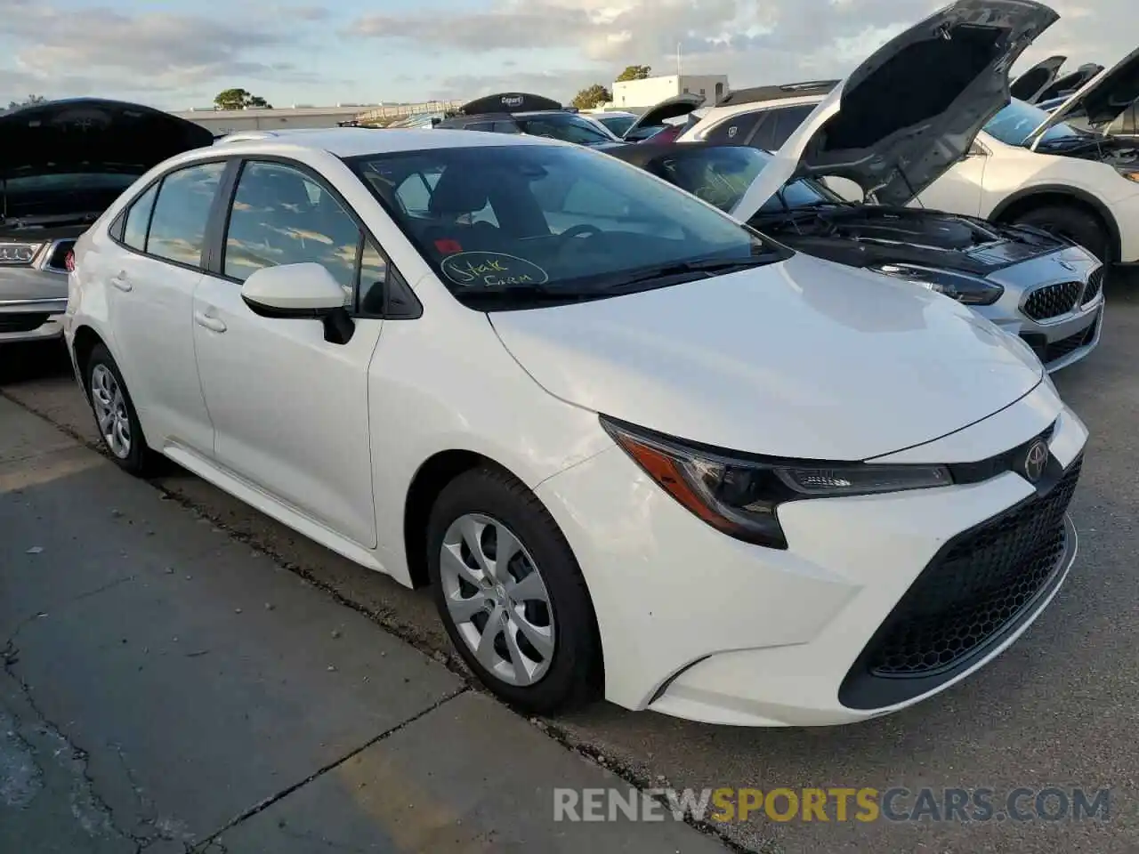 1 Photograph of a damaged car JTDEPMAE9N3025195 TOYOTA COROLLA 2022