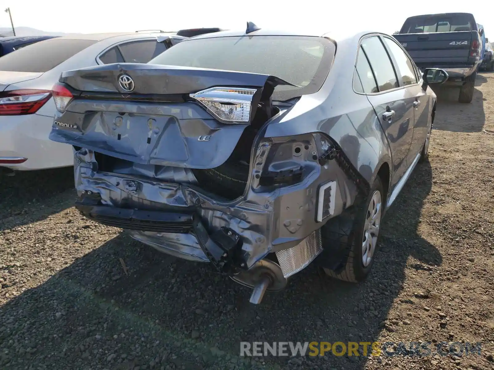 4 Photograph of a damaged car JTDEPMAE9NJ191812 TOYOTA COROLLA 2022