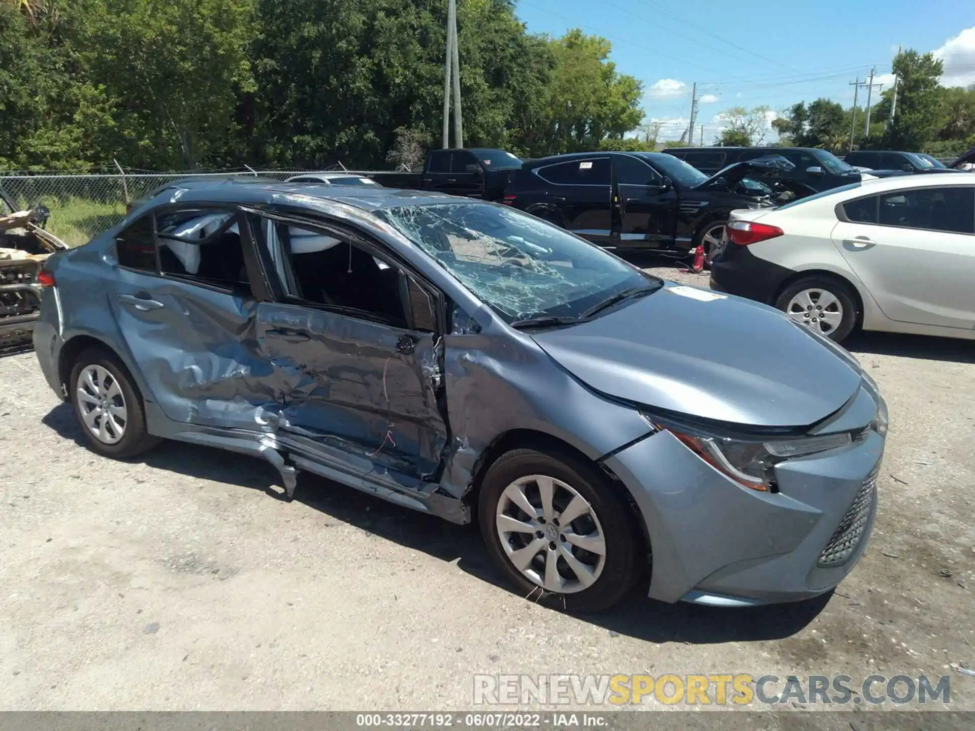 1 Photograph of a damaged car JTDEPMAE9NJ200105 TOYOTA COROLLA 2022