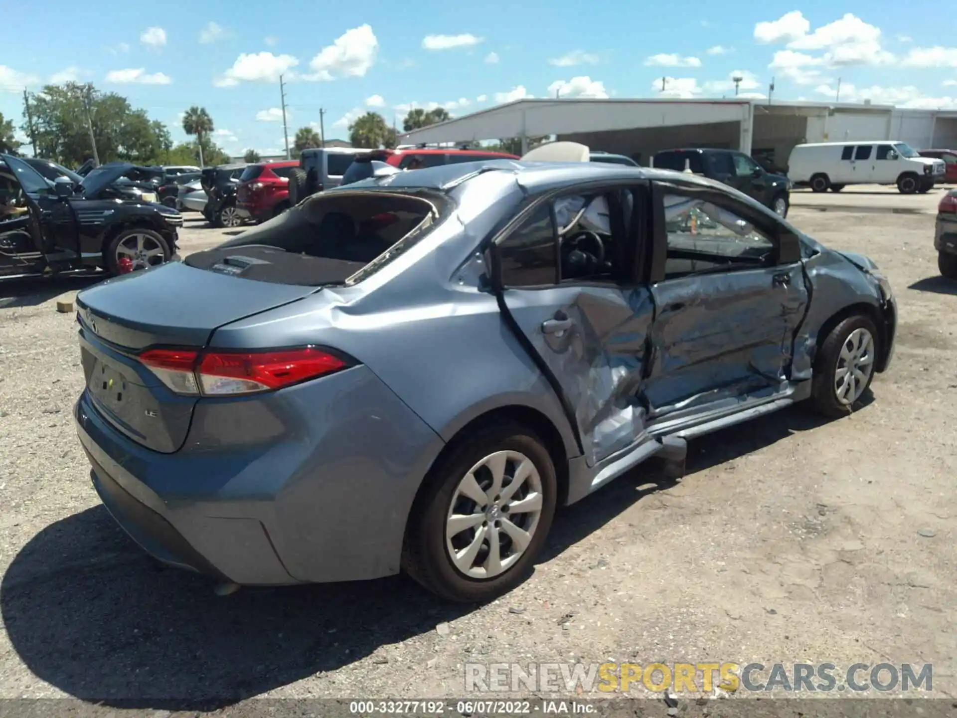 4 Photograph of a damaged car JTDEPMAE9NJ200105 TOYOTA COROLLA 2022