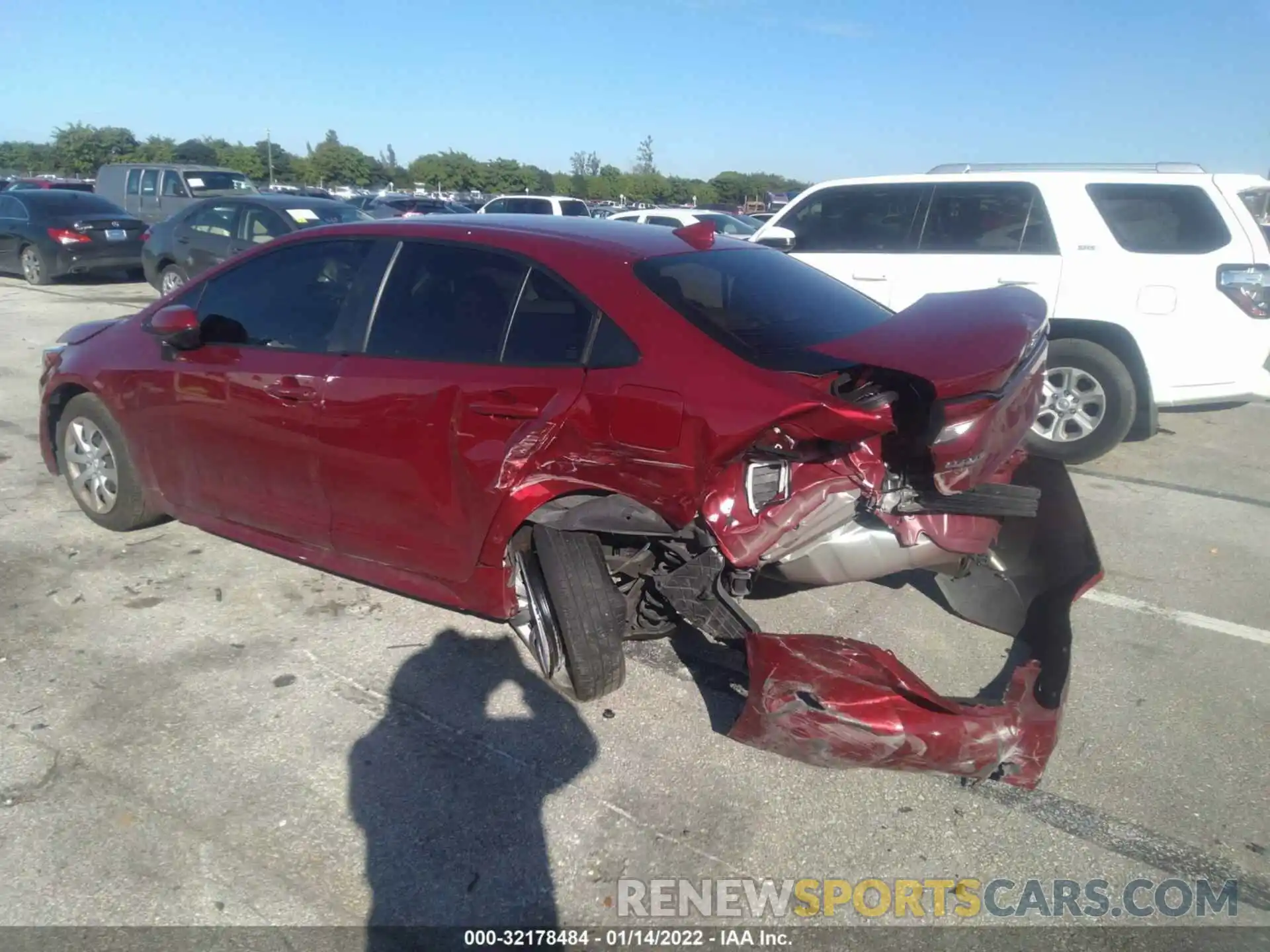 3 Photograph of a damaged car JTDEPMAE9NJ201416 TOYOTA COROLLA 2022