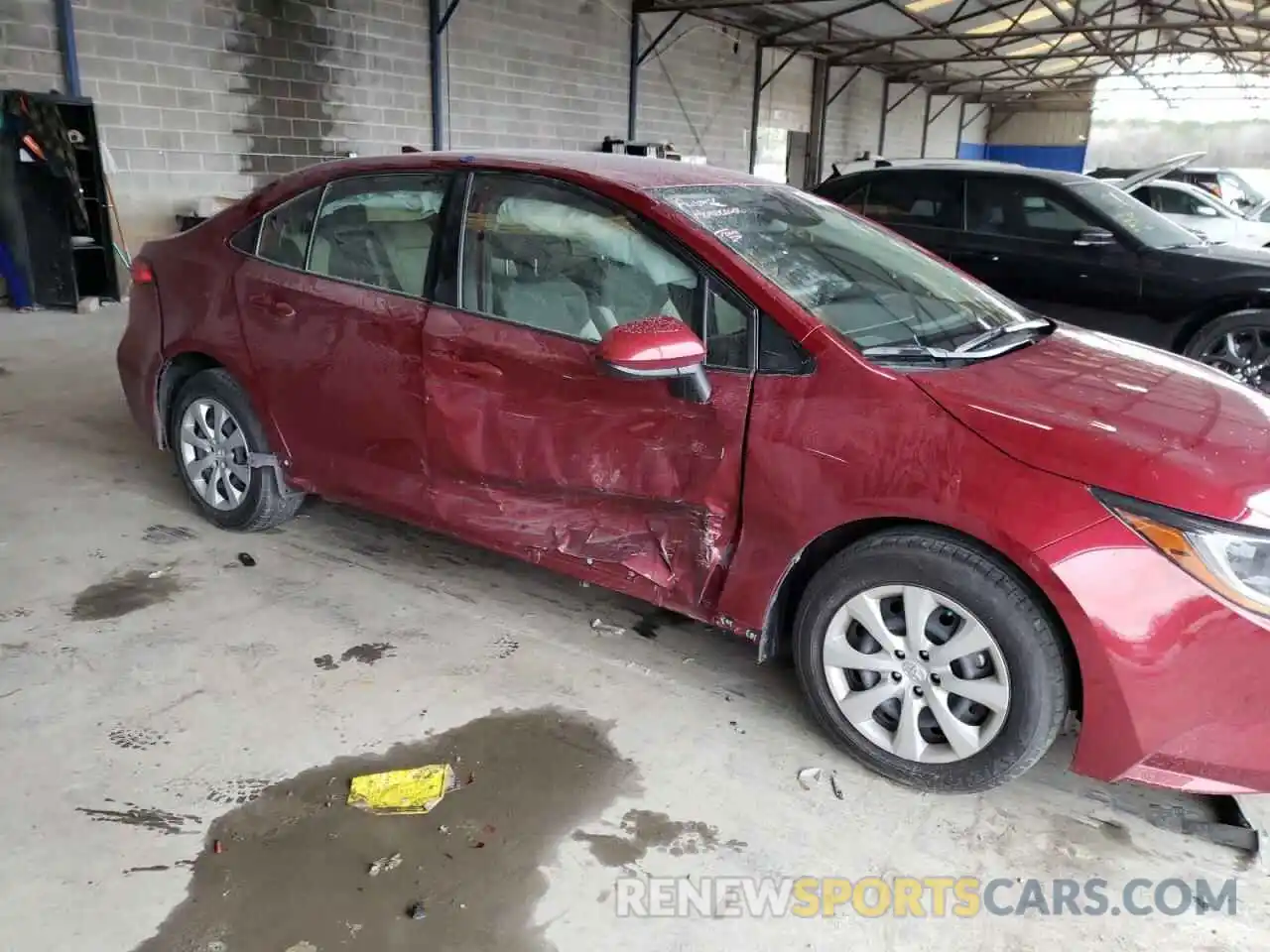 9 Photograph of a damaged car JTDEPMAE9NJ203893 TOYOTA COROLLA 2022