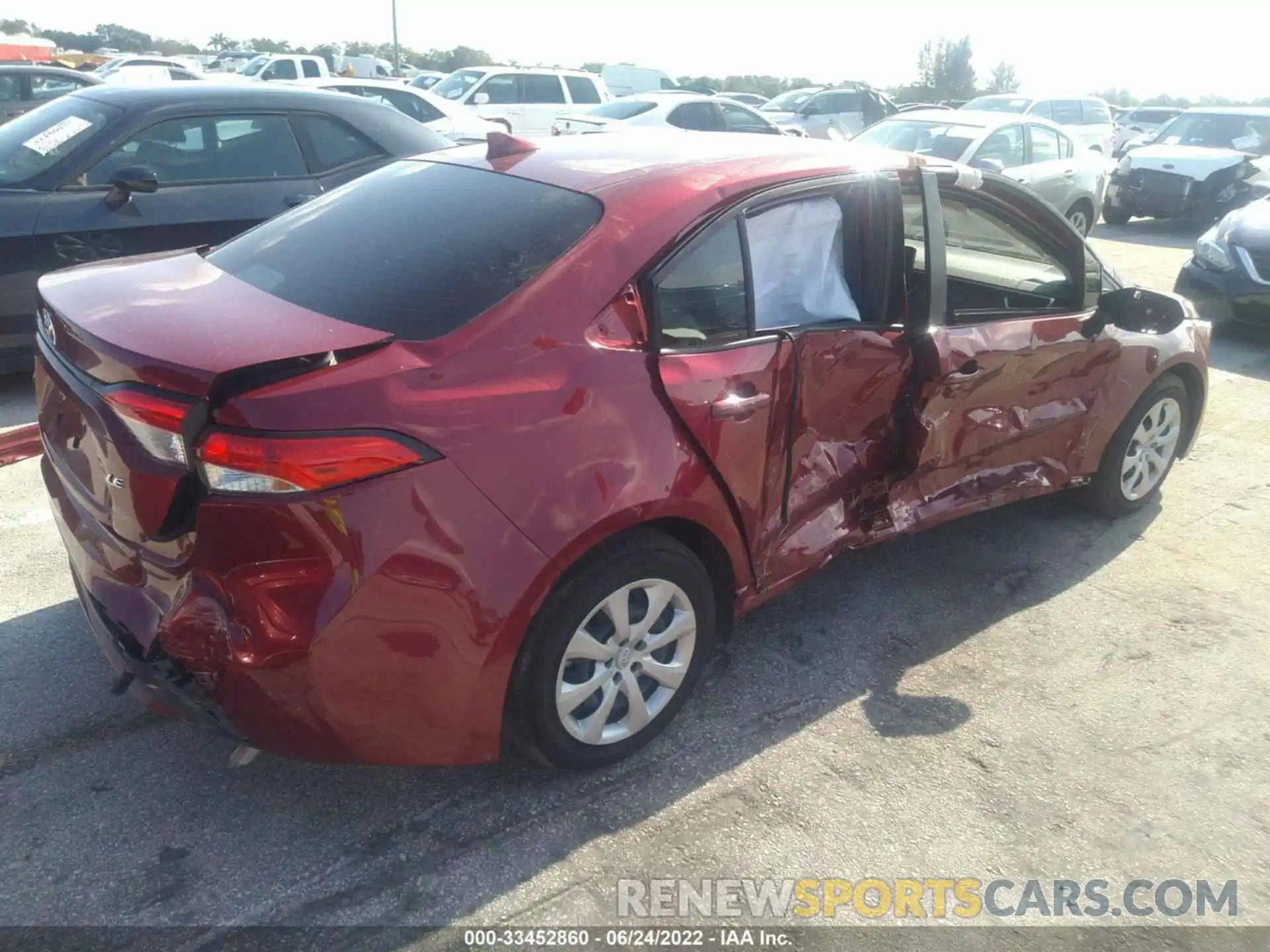 4 Photograph of a damaged car JTDEPMAE9NJ207782 TOYOTA COROLLA 2022