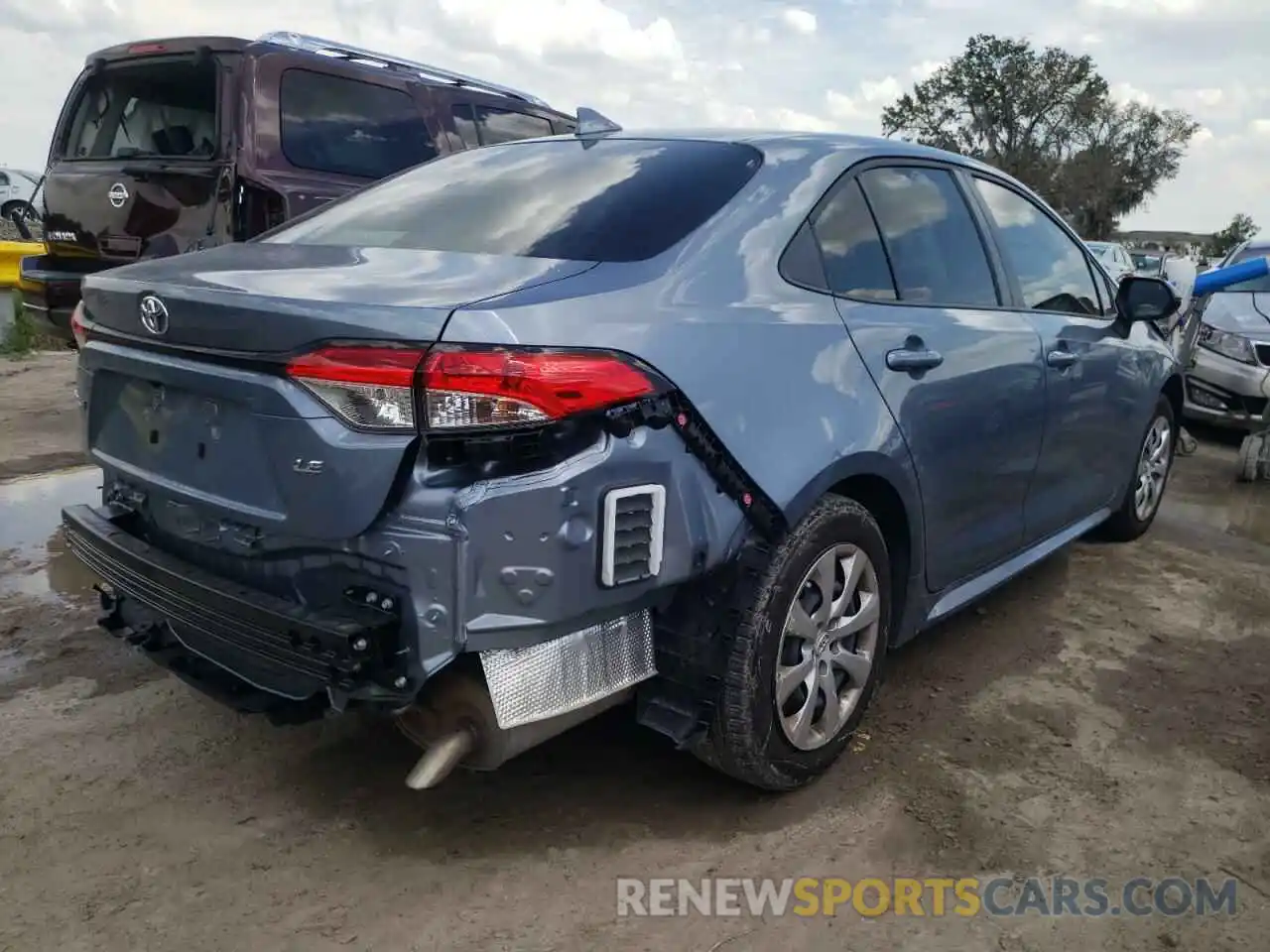 4 Photograph of a damaged car JTDEPMAE9NJ209094 TOYOTA COROLLA 2022